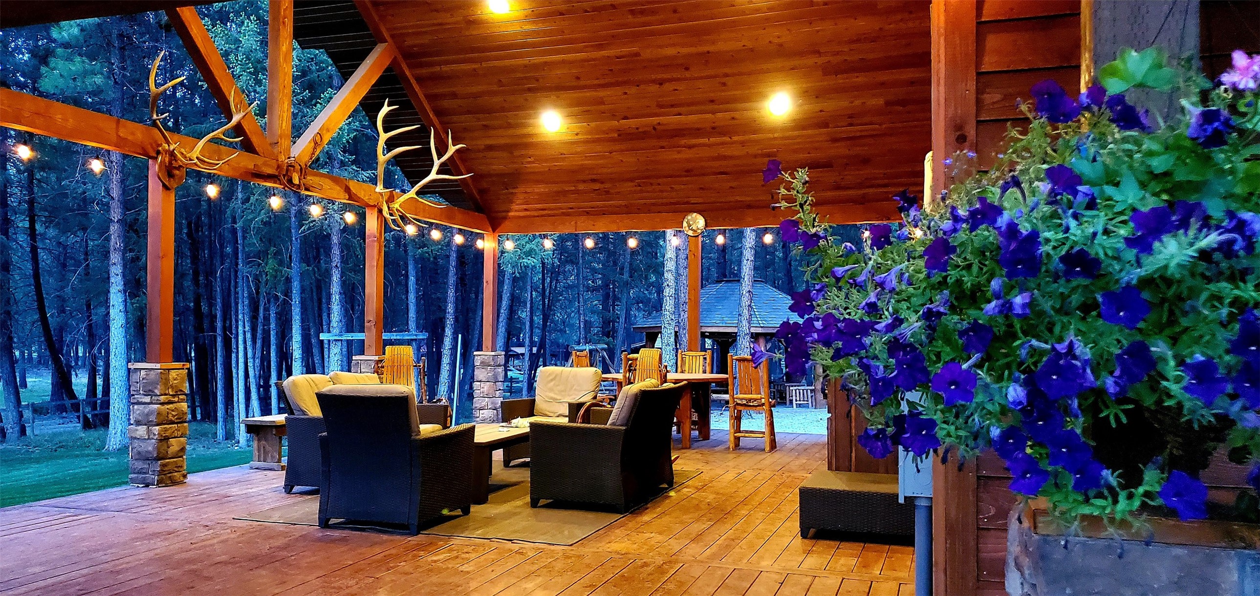 455 Pine Valley Drive N Property Photo 4