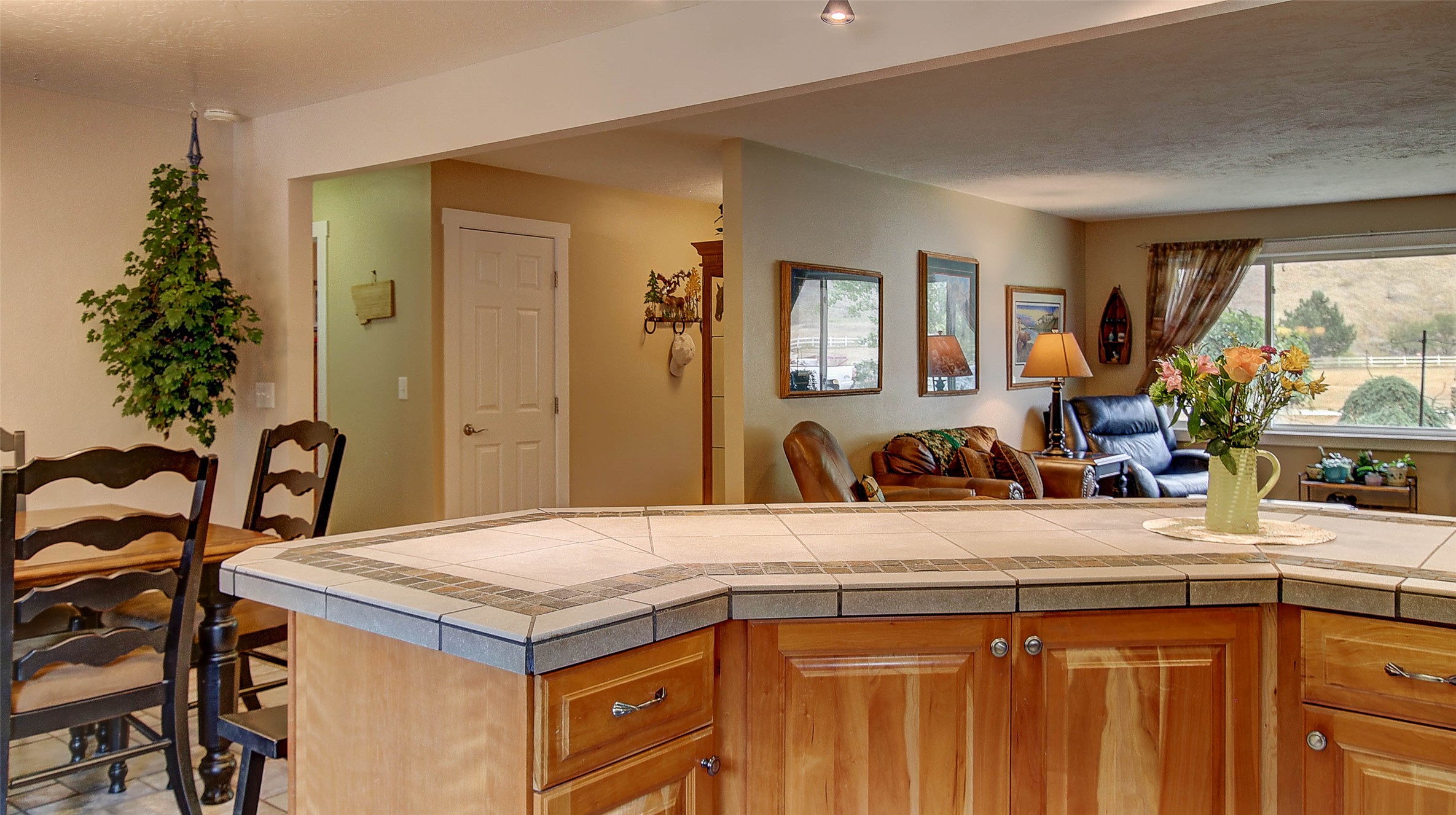 9859 Miller Creek Road Property Photo 8