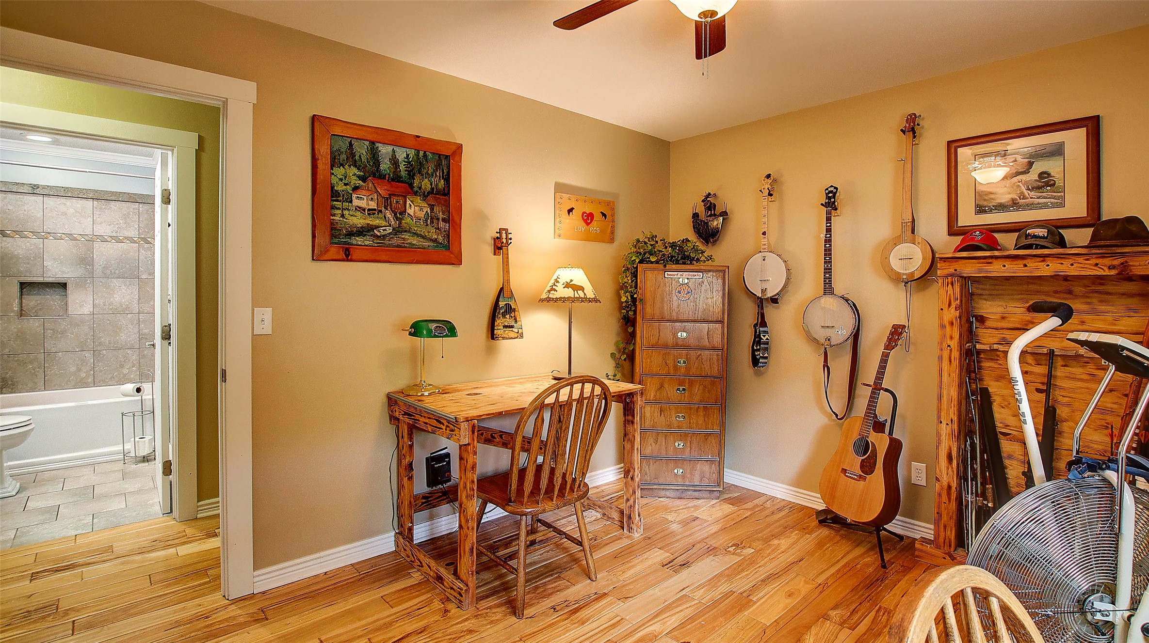 9859 Miller Creek Road Property Photo 16