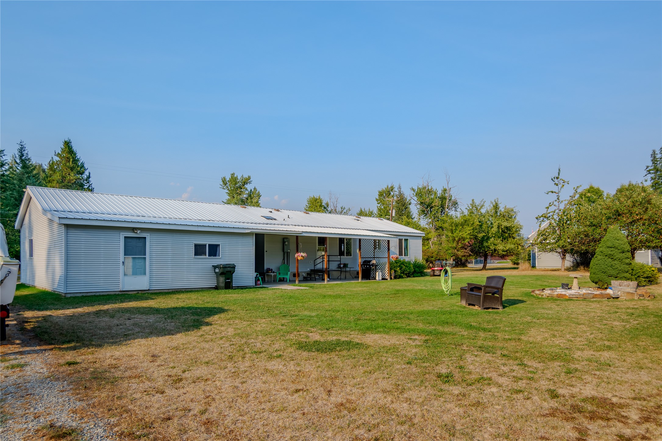 917 Croteau Road Property Photo 30