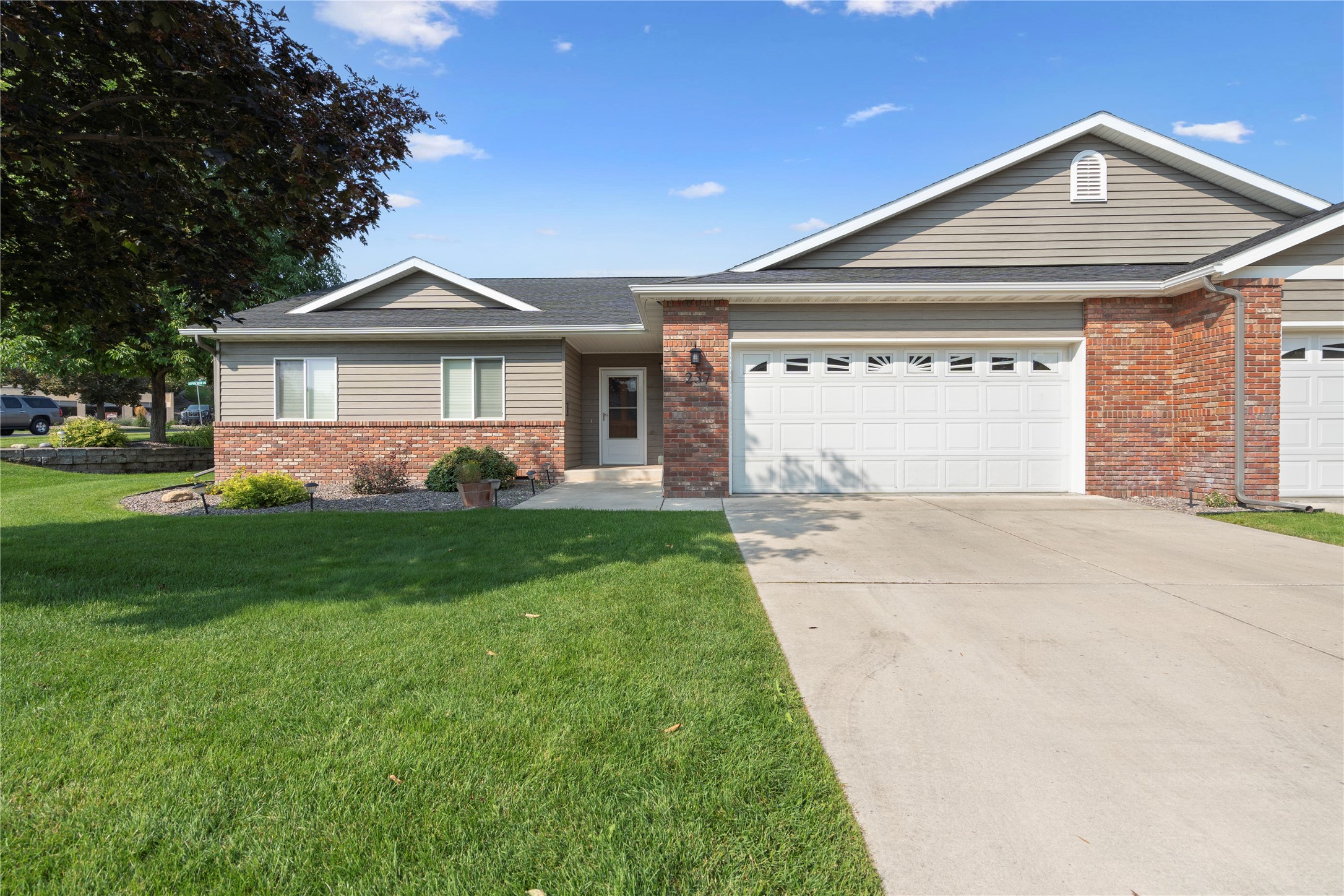 237 Commons Way Property Photo 1