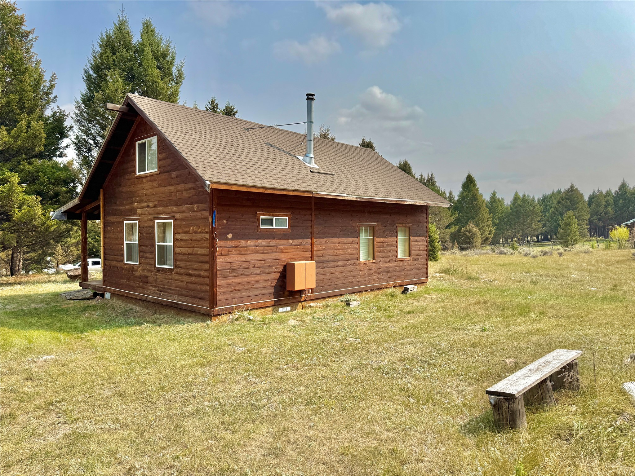 80 Lake Loop Drive Property Photo 4