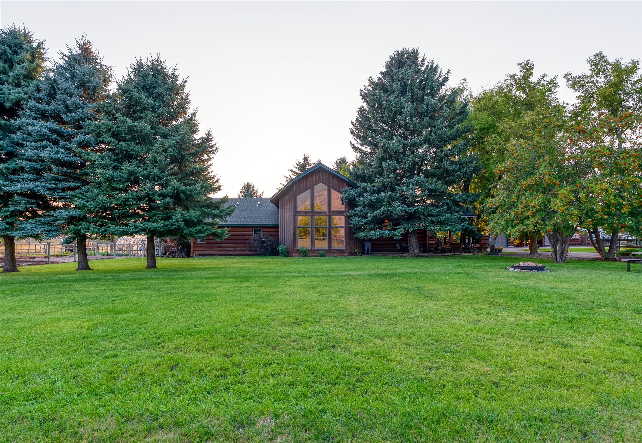 556 Windy Acres Drive Property Photo 8