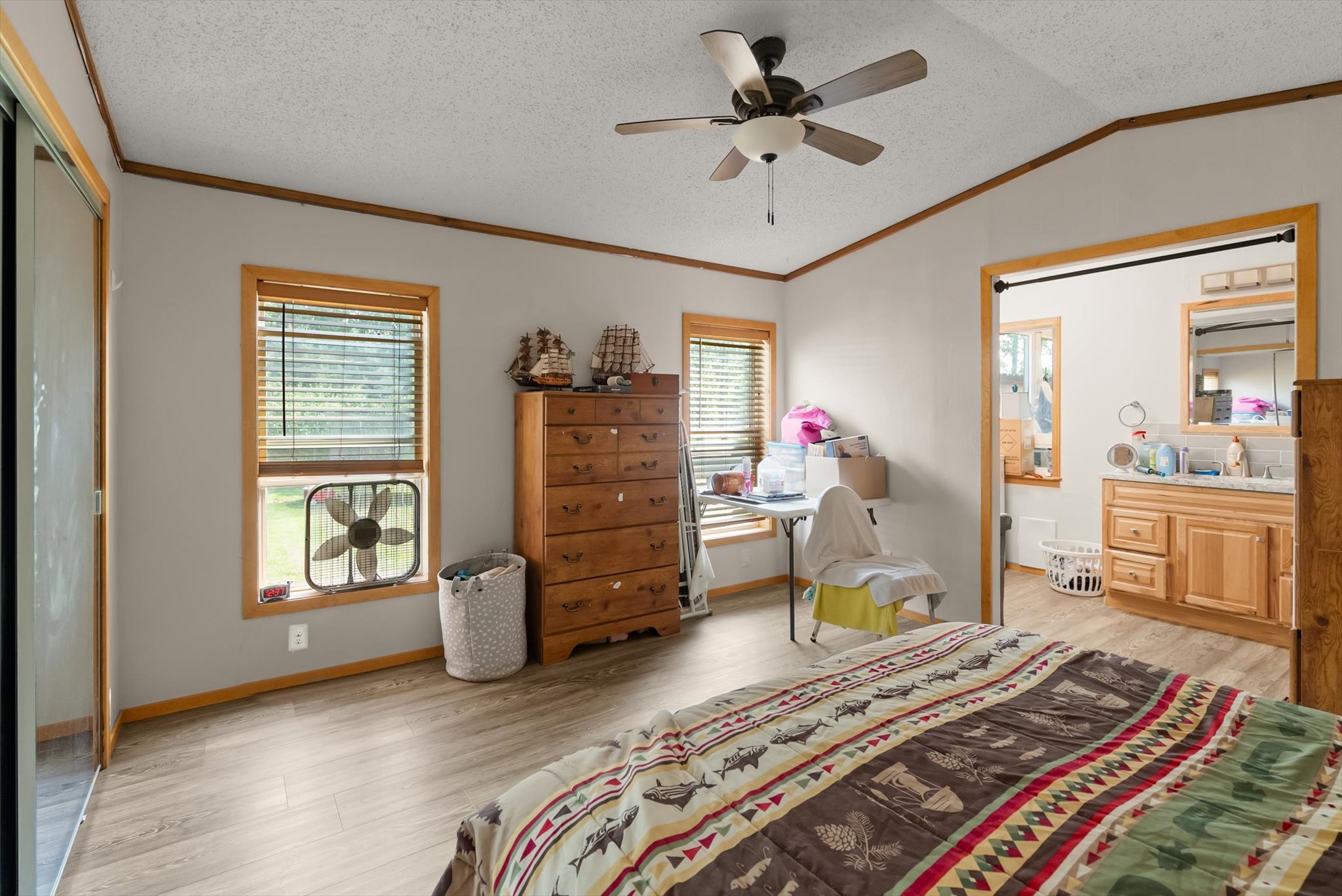 300 Jay Hawk Lane Property Photo 34