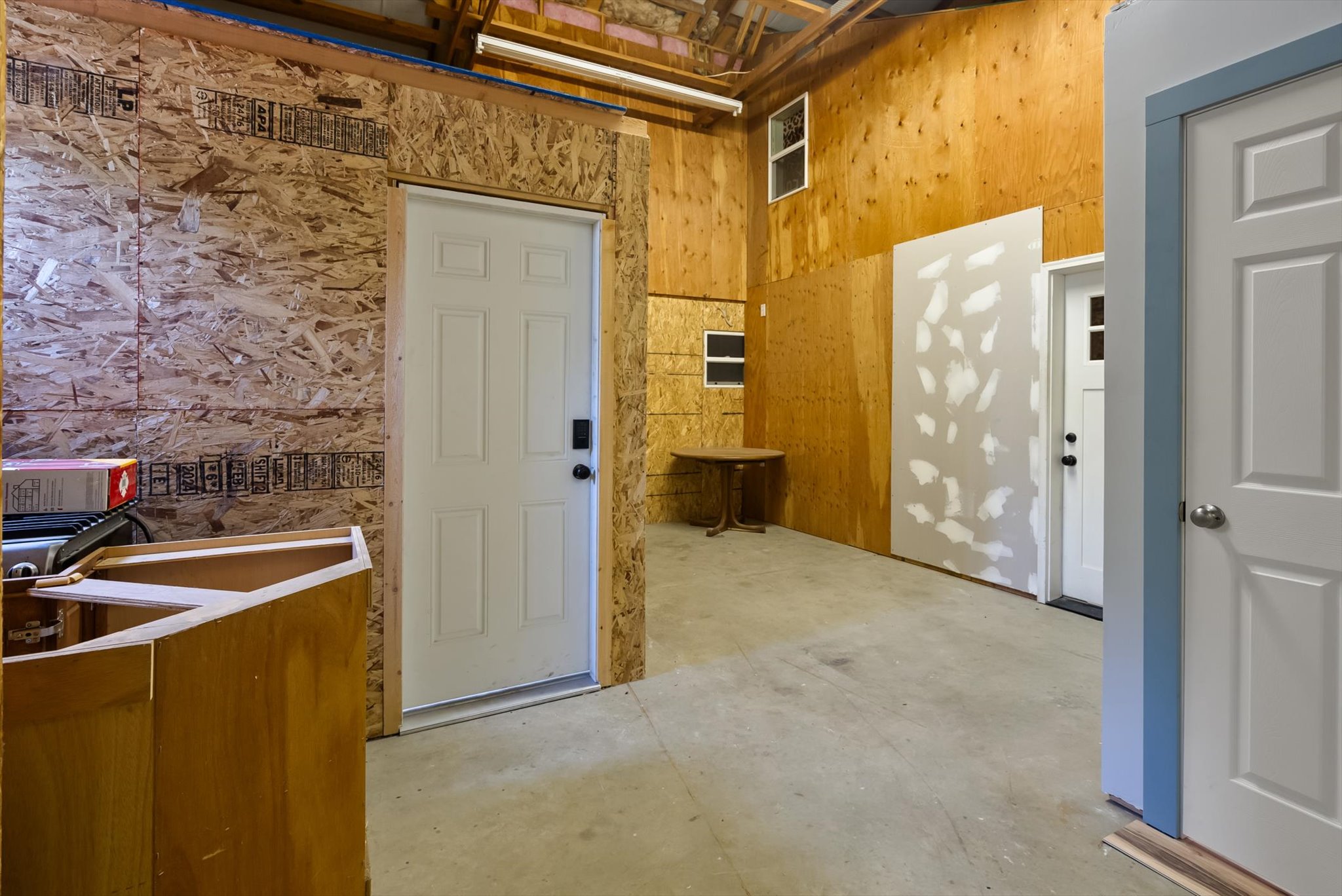300 Jay Hawk Lane Property Photo 41
