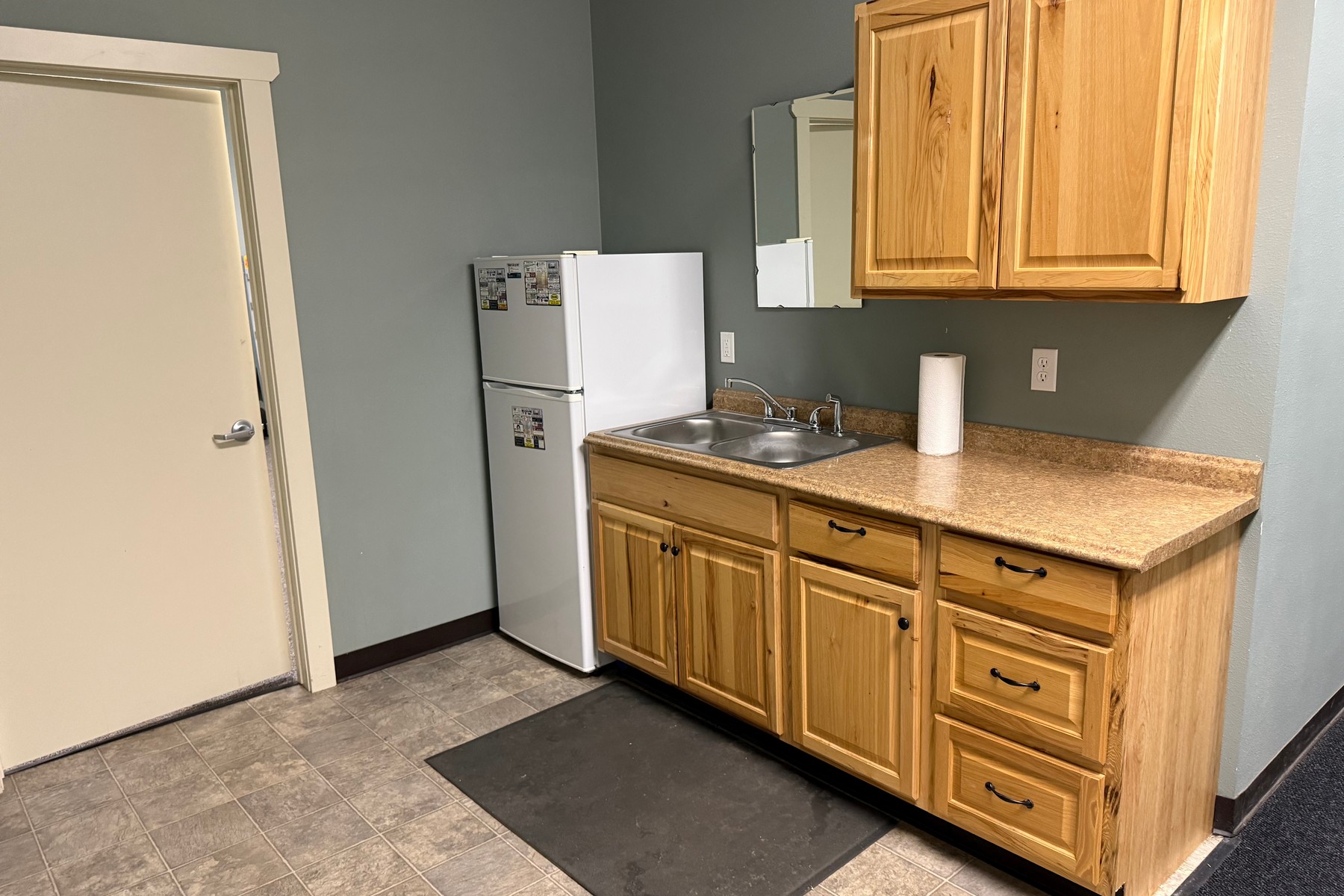 510 E Washington Avenue Property Photo 18