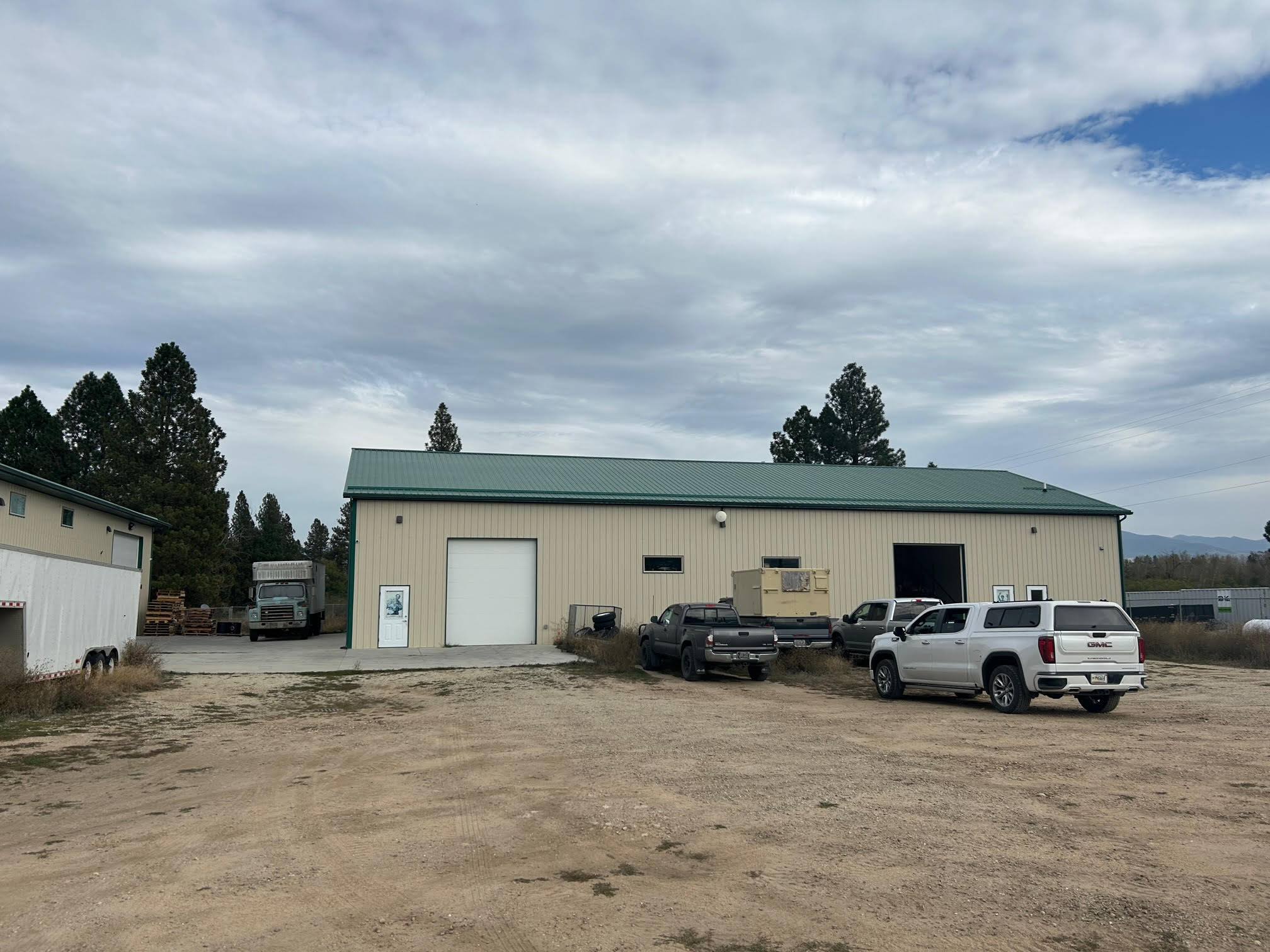 134 Tarkas Lane Property Photo 3