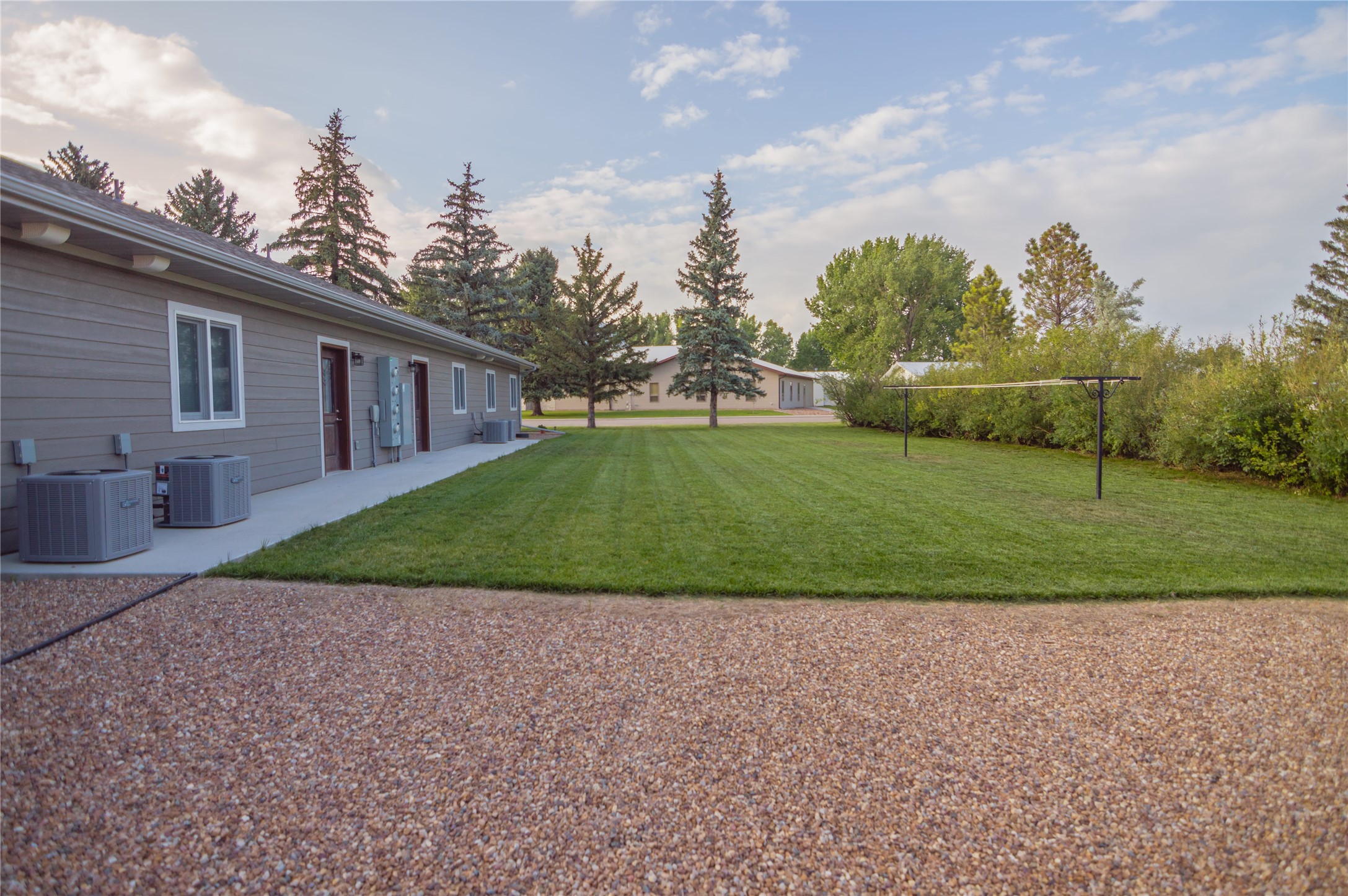 420 4th Avenue E Property Photo 4