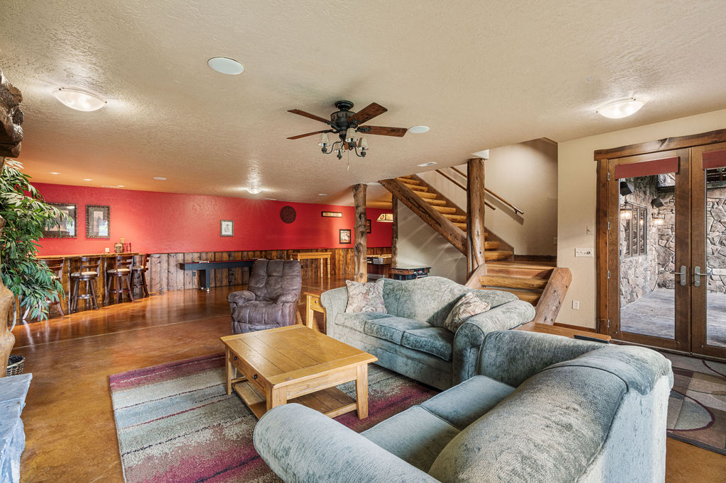 524 Arrow Hill Drive Property Photo 48