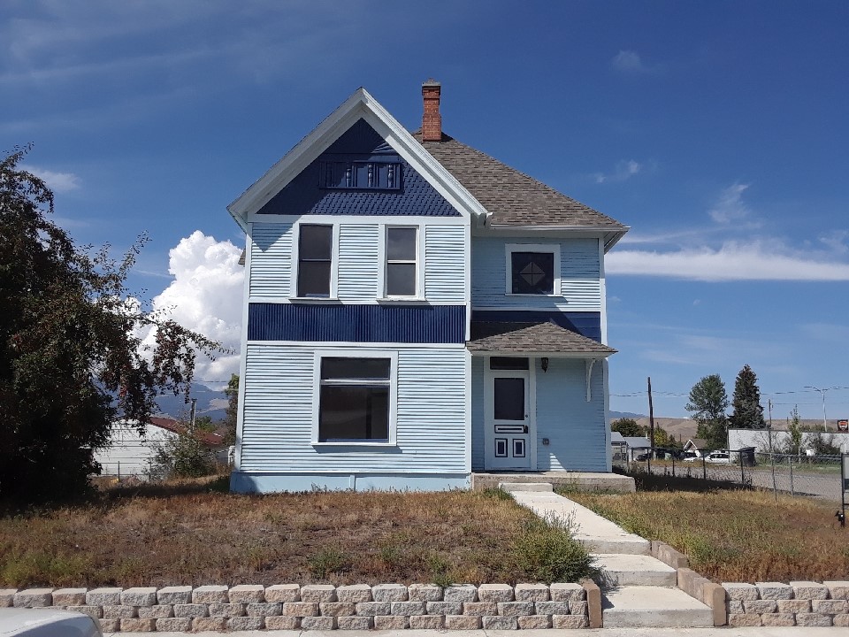100 Fourth Street Property Photo 3