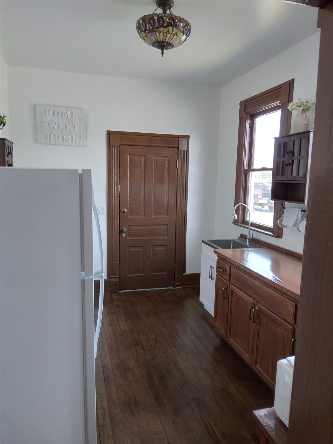 100 Fourth Street Property Photo 16