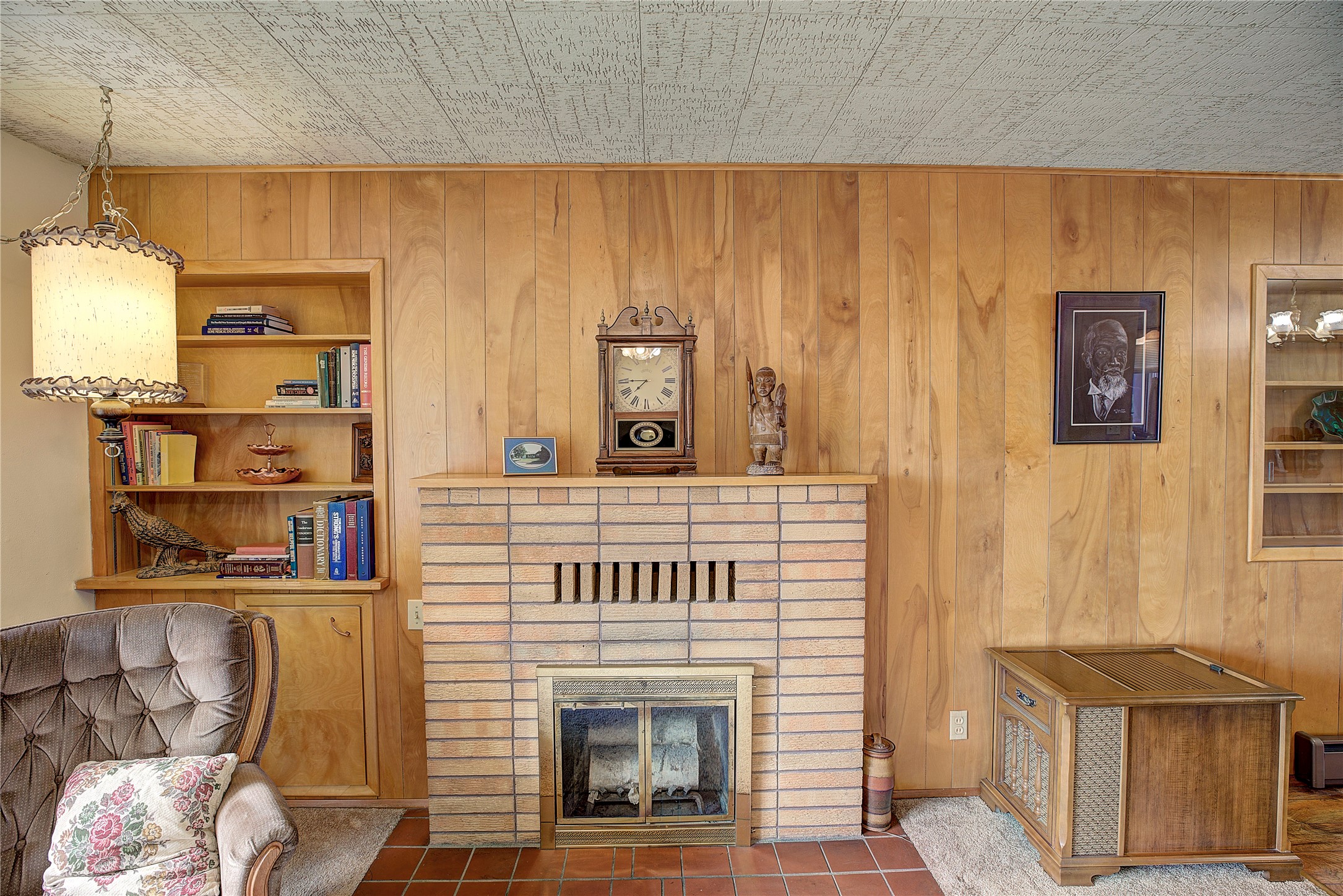 577 6th Avenue West North Property Photo 5