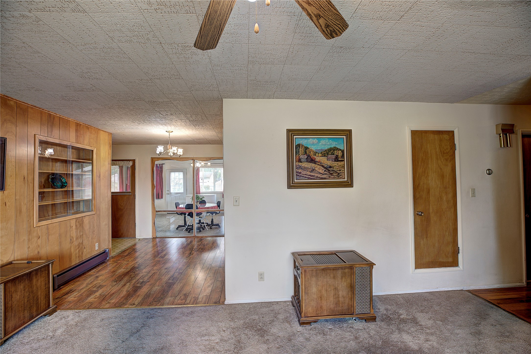 577 6th Avenue West North Property Photo 6