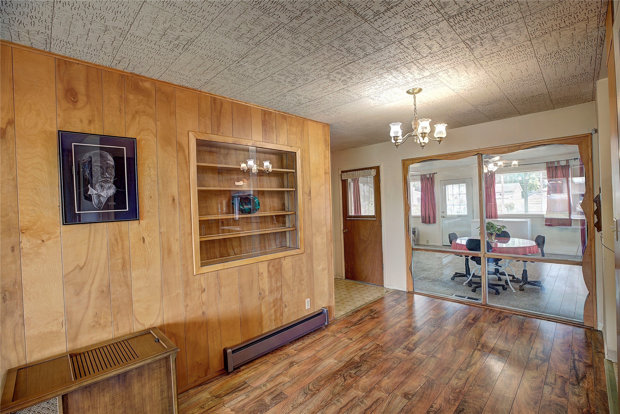 577 6th Avenue West North Property Photo 7