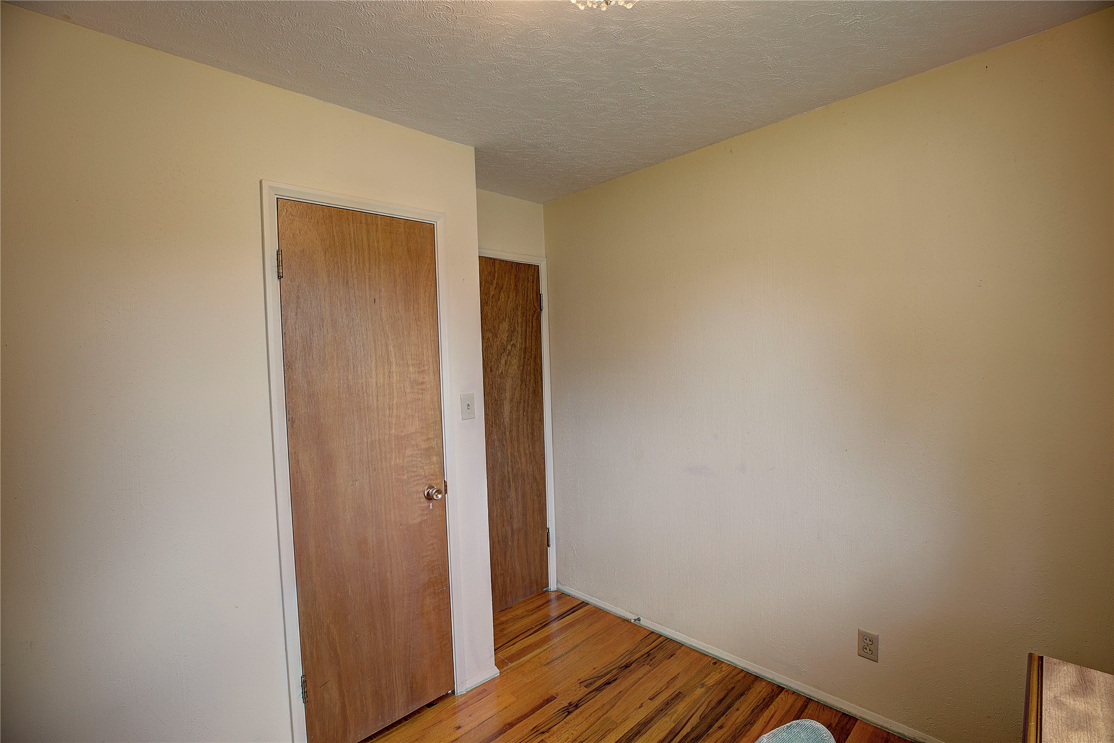 577 6th Avenue West North Property Photo 28