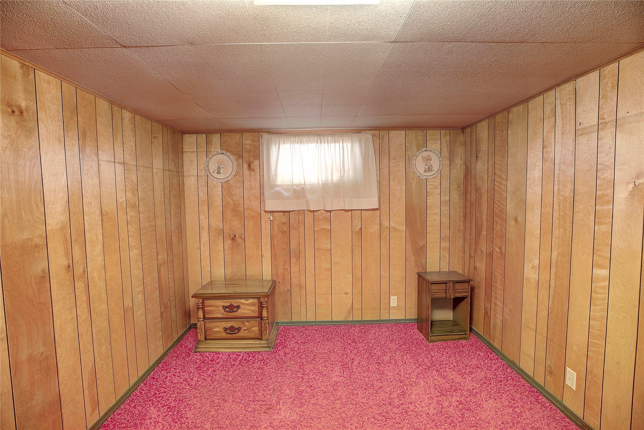 577 6th Avenue West North Property Photo 36