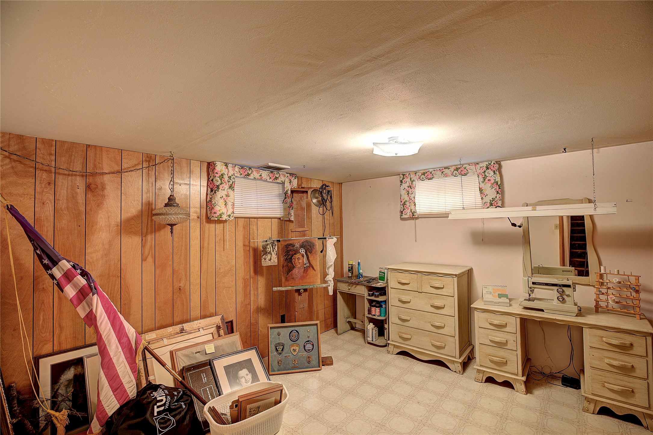 577 6th Avenue West North Property Photo 38