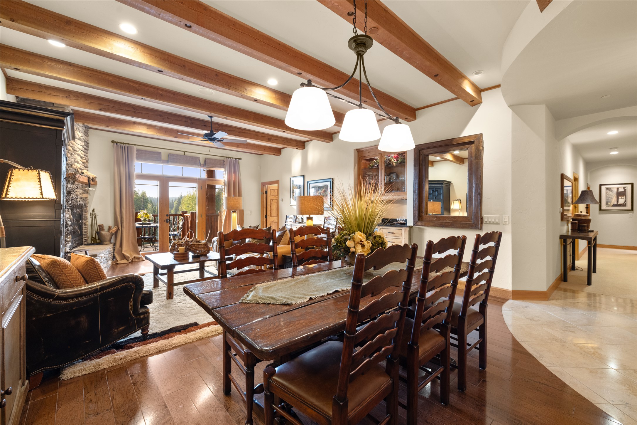 850 Saint Andrews Drive 1432 Property Photo 9