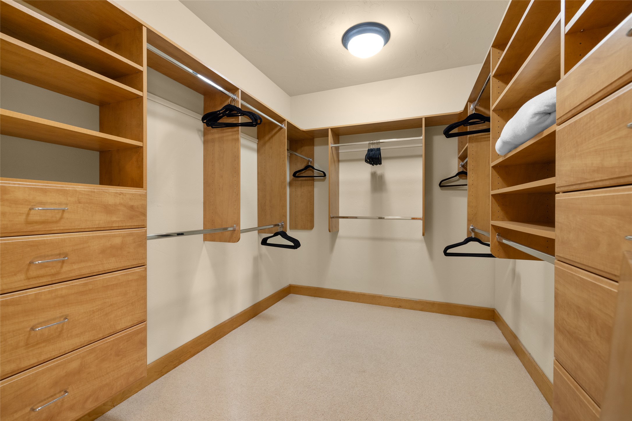 850 Saint Andrews Drive 1432 Property Photo 34