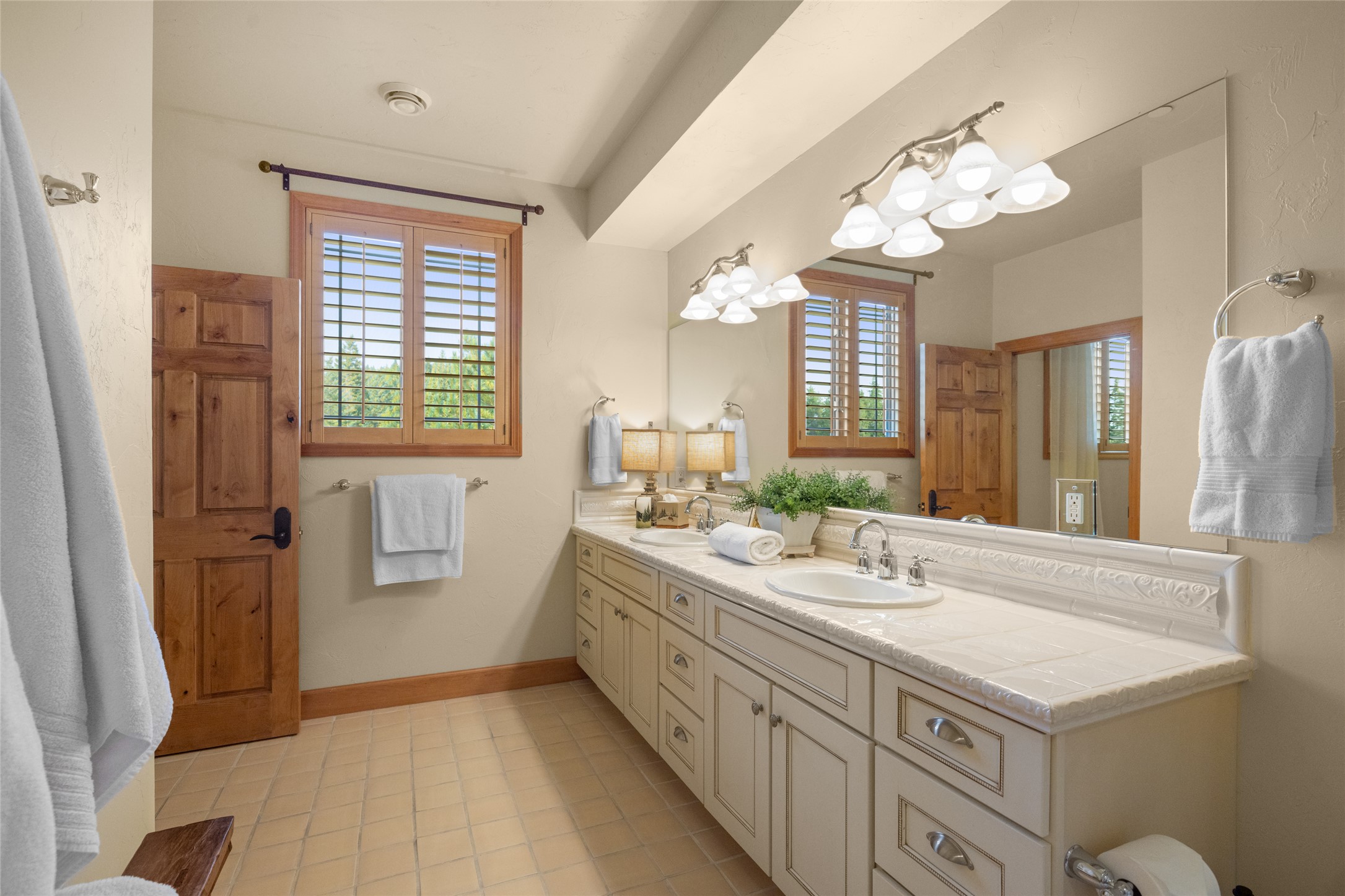 850 Saint Andrews Drive 1432 Property Photo 41