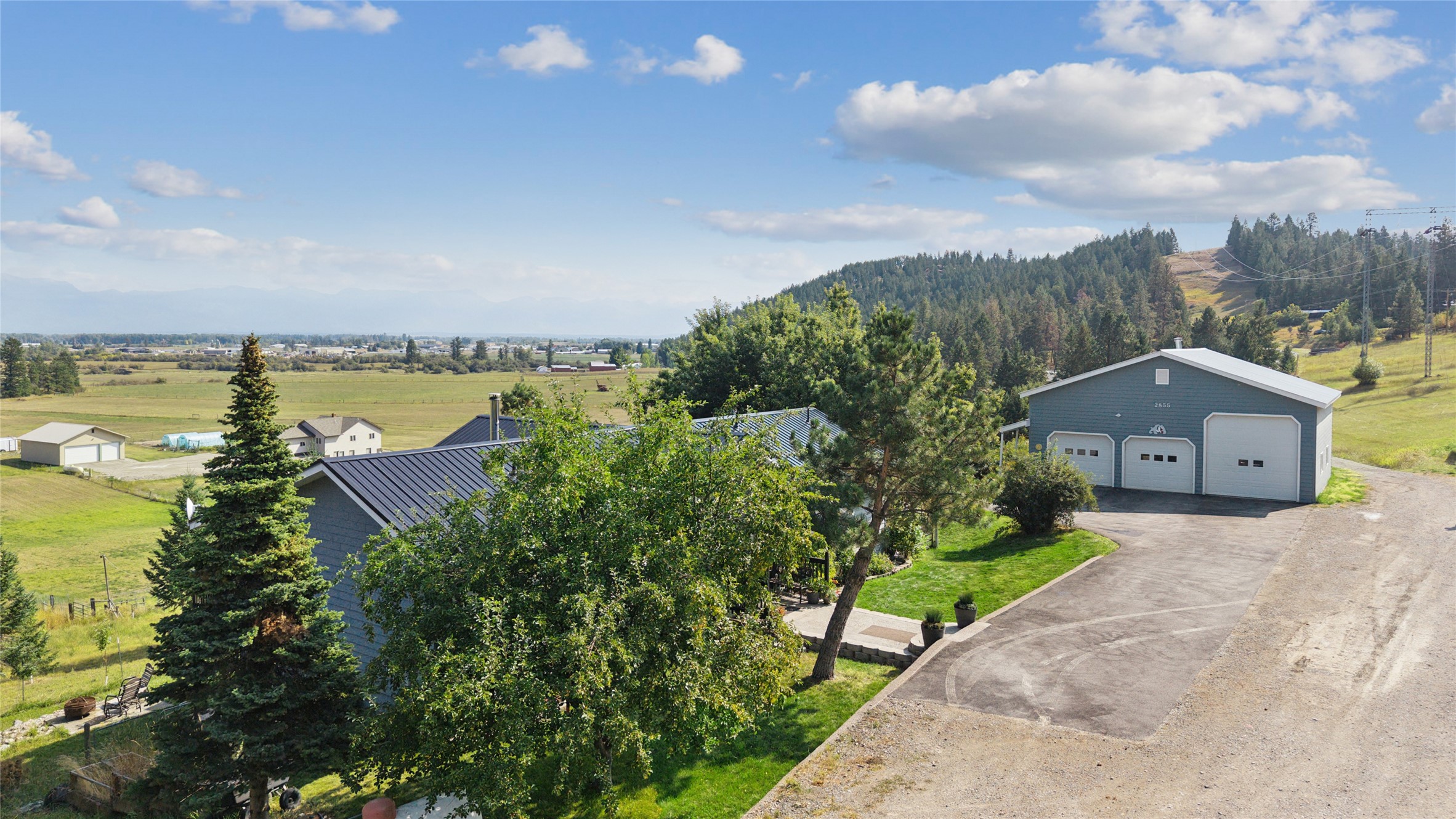 2855 Airport Road Property Photo 4