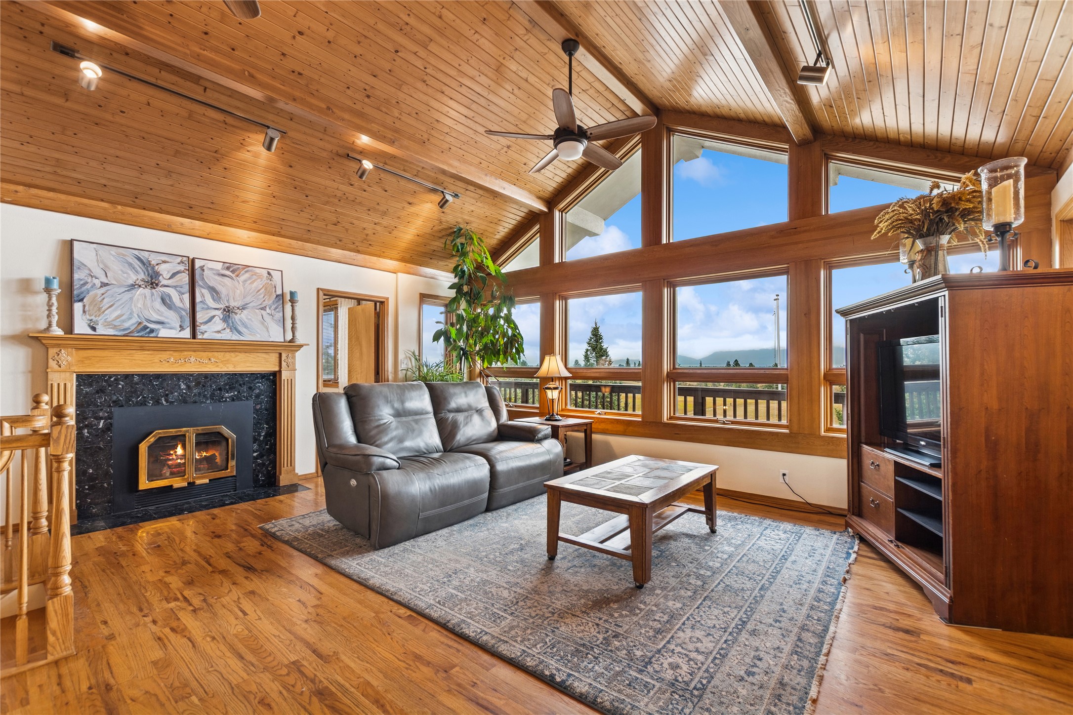 2855 Airport Road Property Photo 19