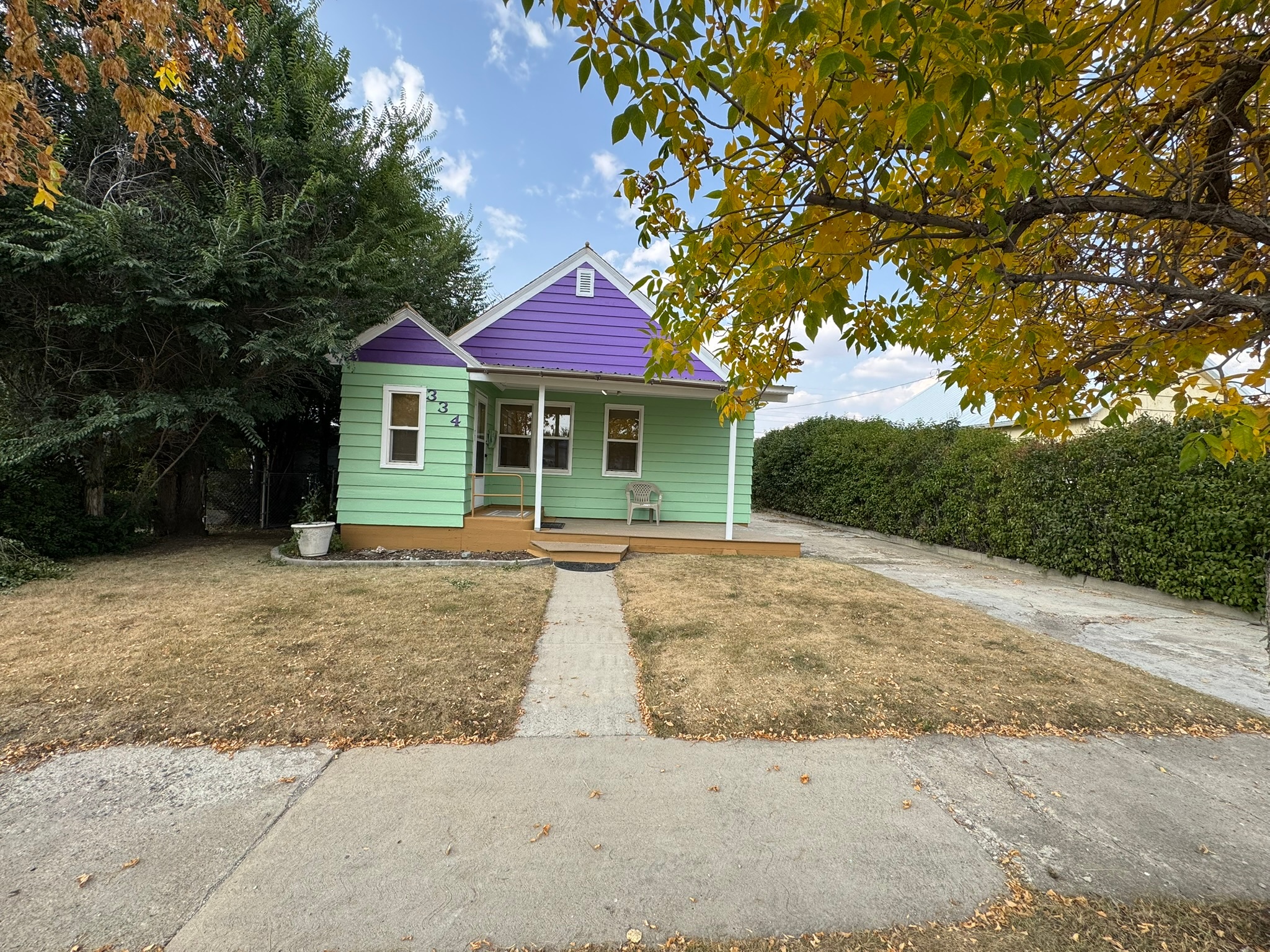 334 4th Avenue SE Property Photo 1