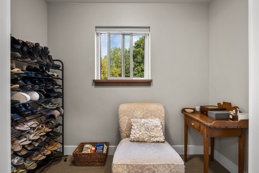 919 Columbia Avenue A Property Photo 18