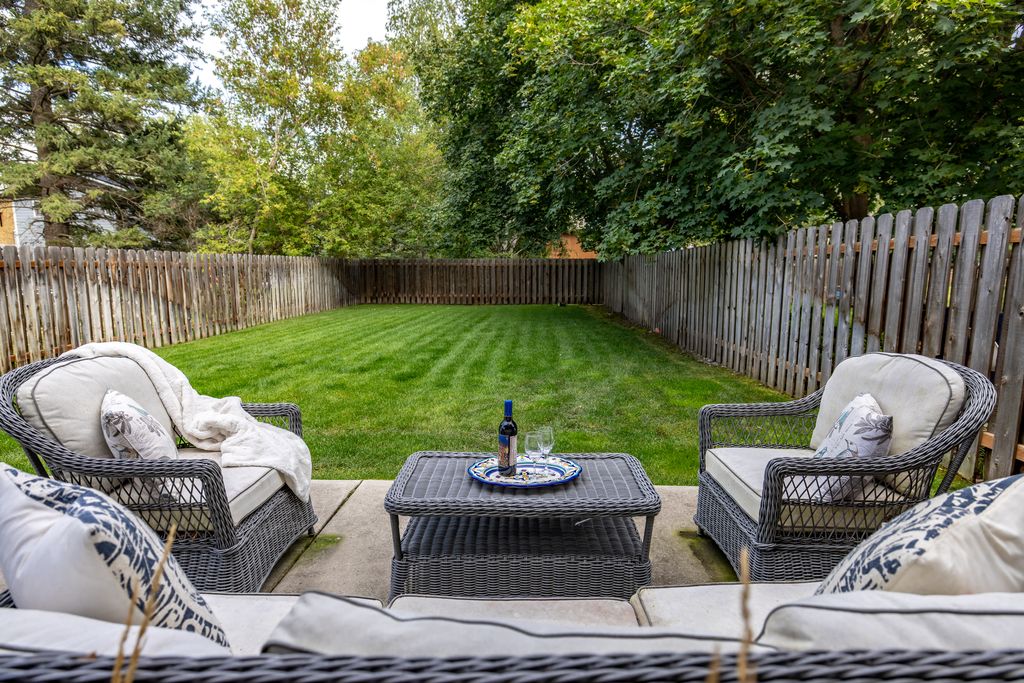 919 Columbia Avenue A Property Photo 23