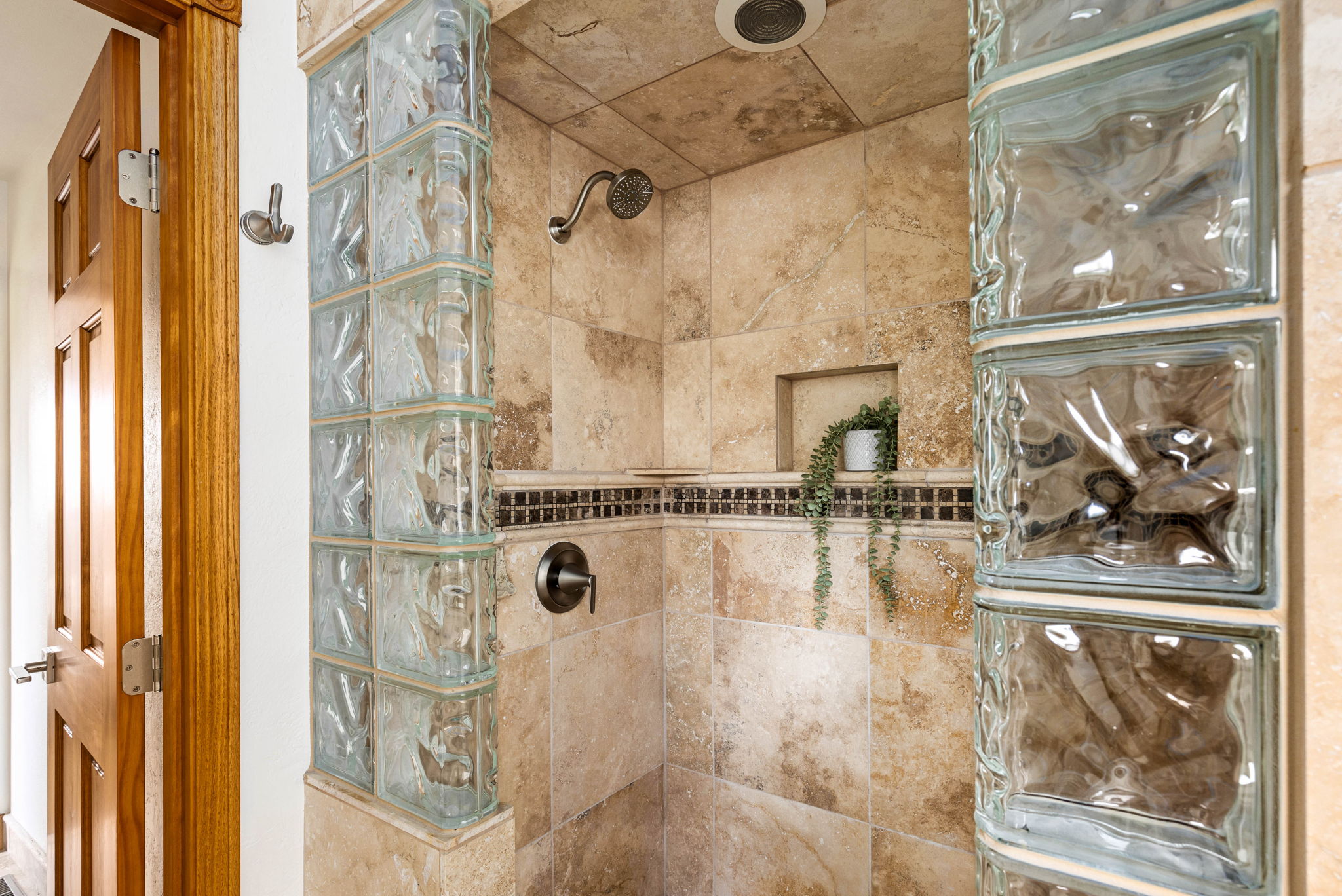 1905 Centennial Drive Property Photo 39