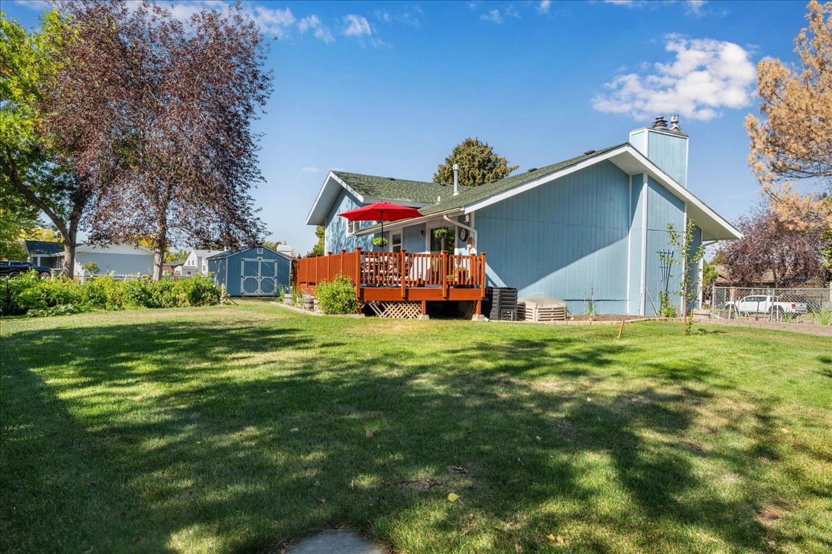 706 Fox Drive Property Photo 5