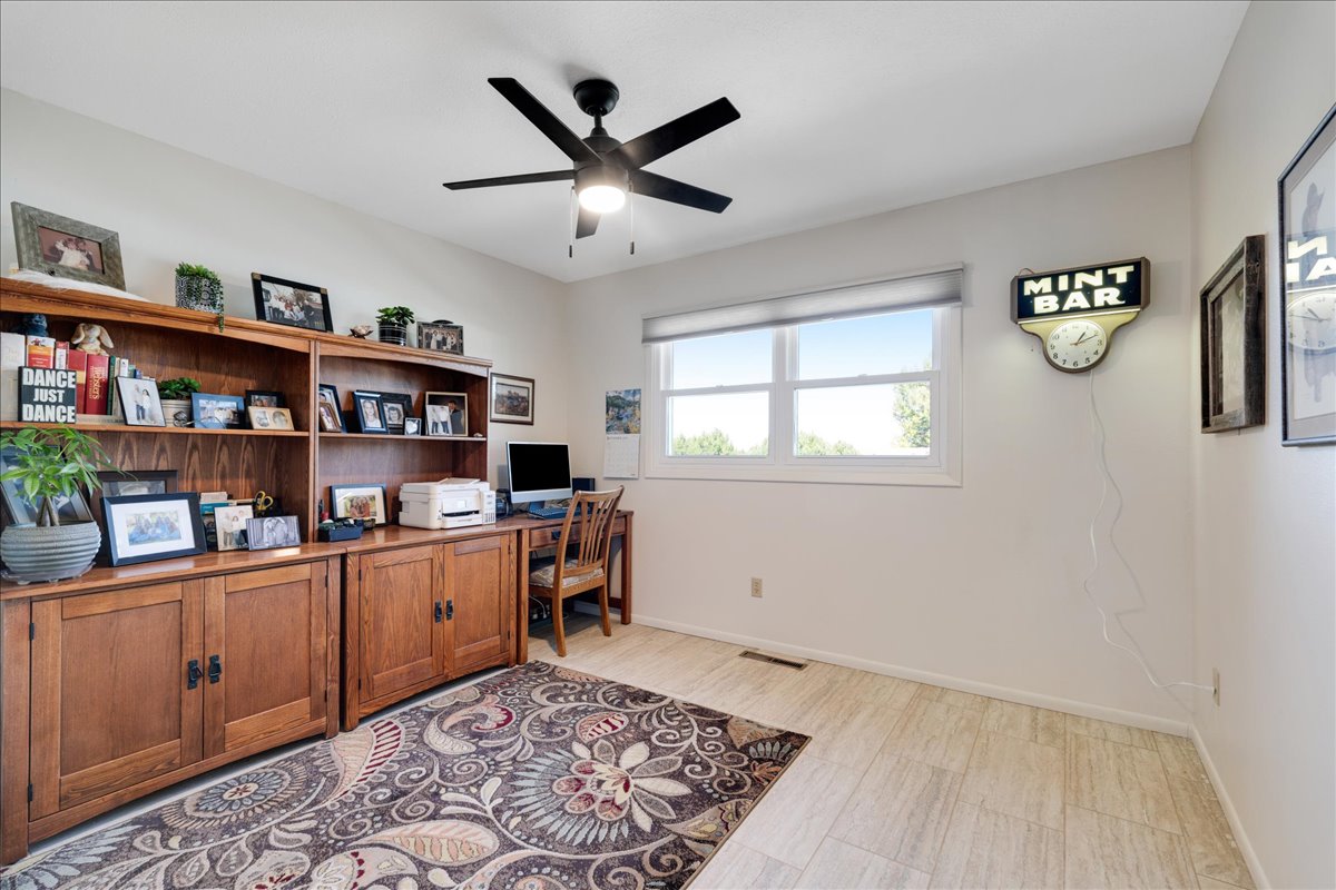 706 Fox Drive Property Photo 15