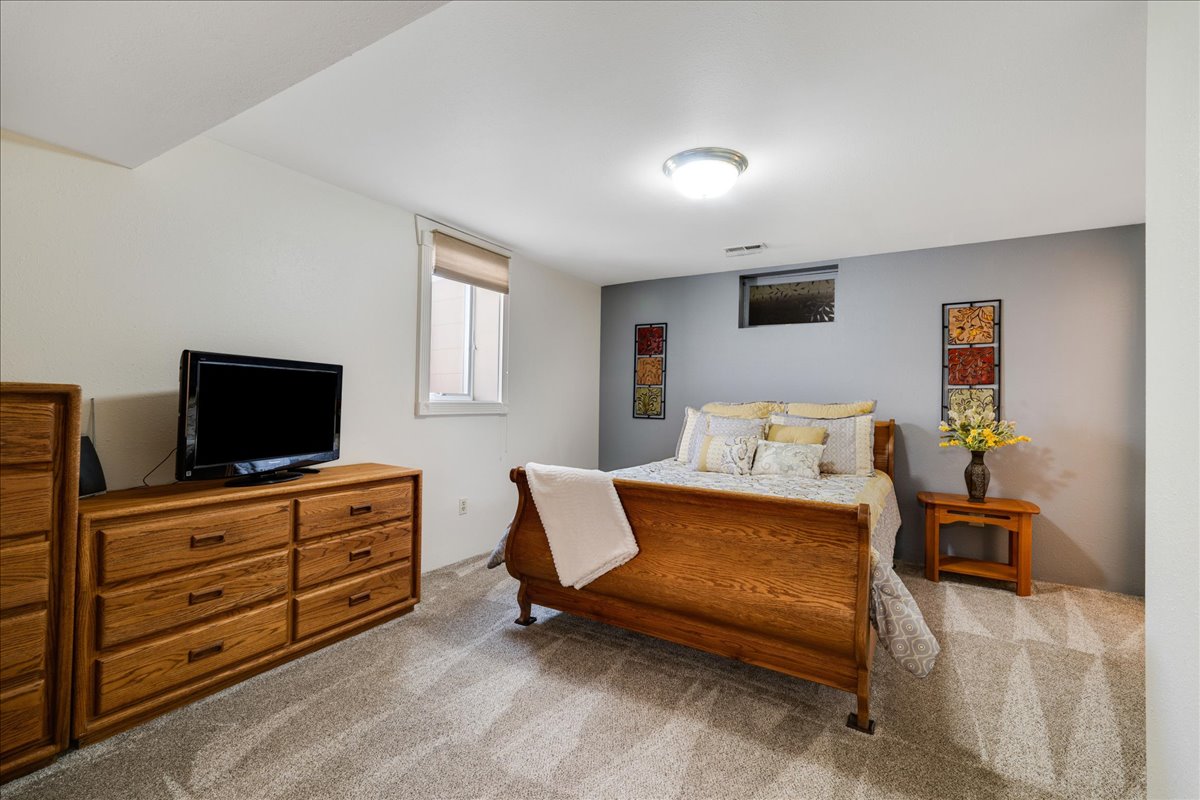 706 Fox Drive Property Photo 23