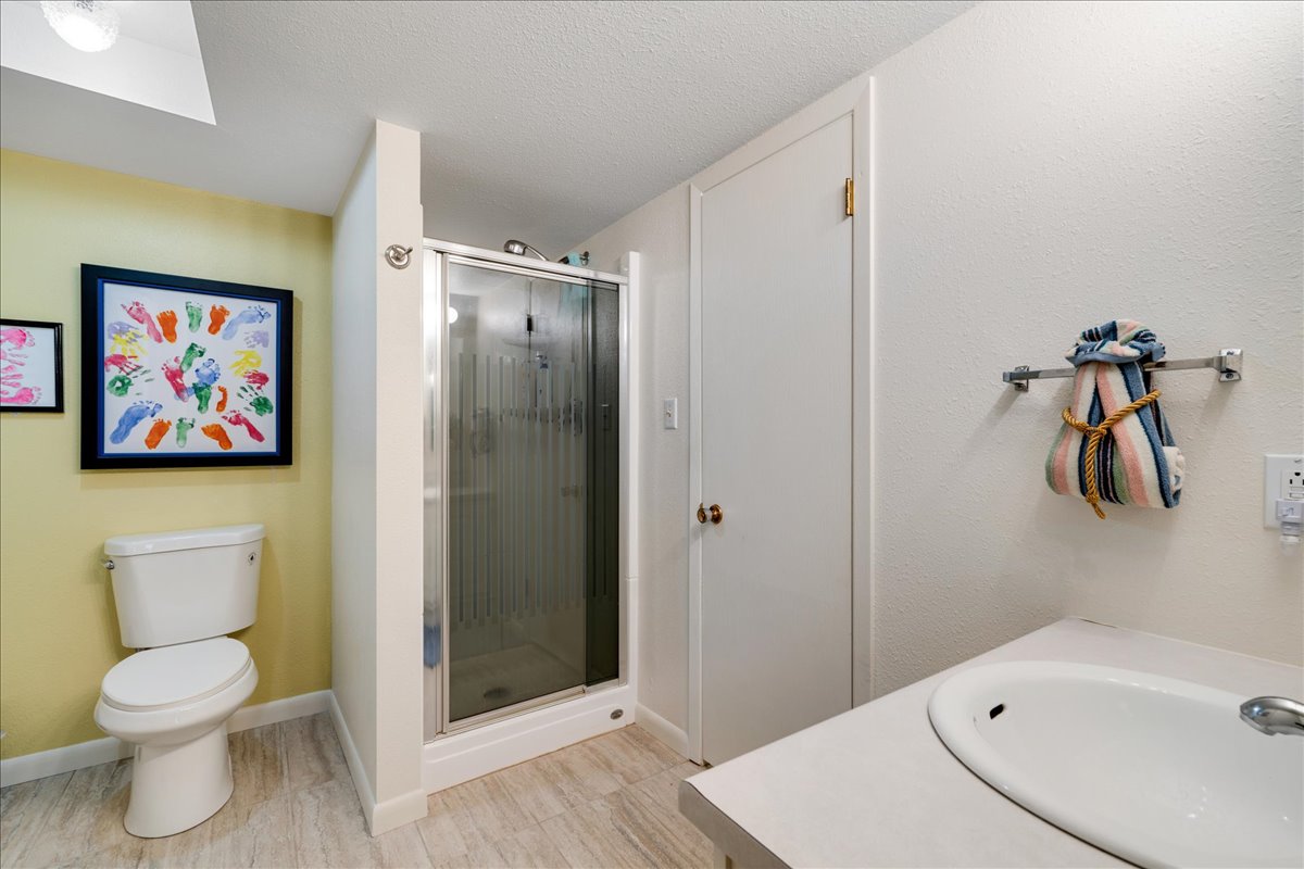 706 Fox Drive Property Photo 24