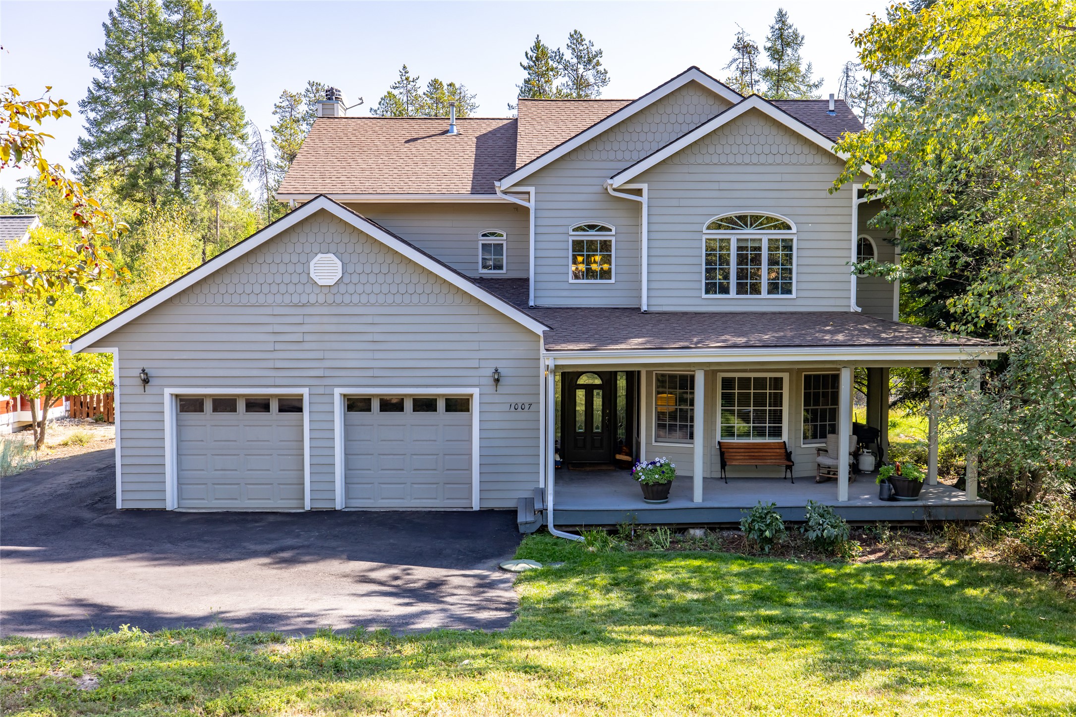 1007 Mountain Park Drive Property Photo 2