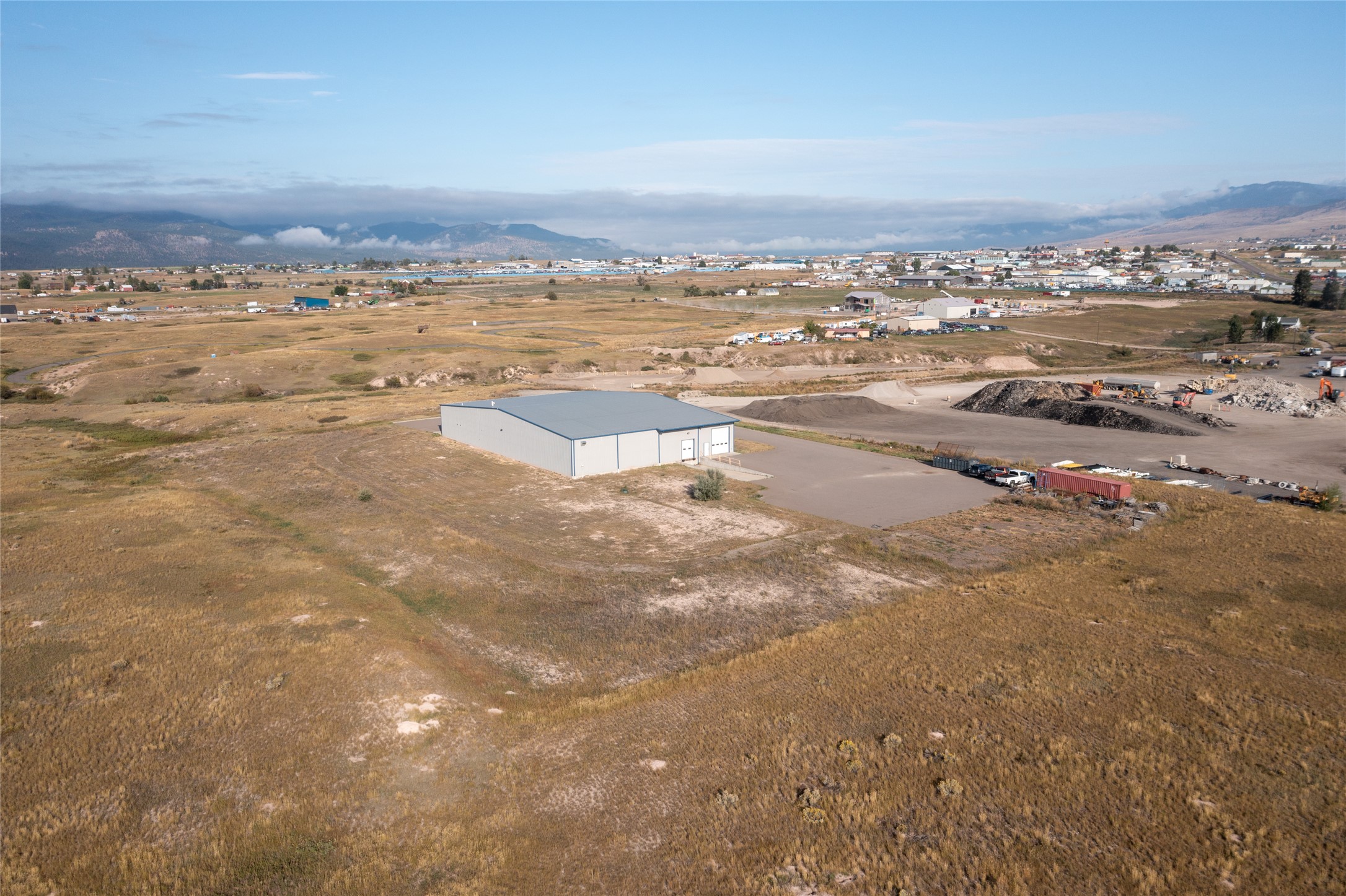 8989 Roller Coaster Road Property Photo 4