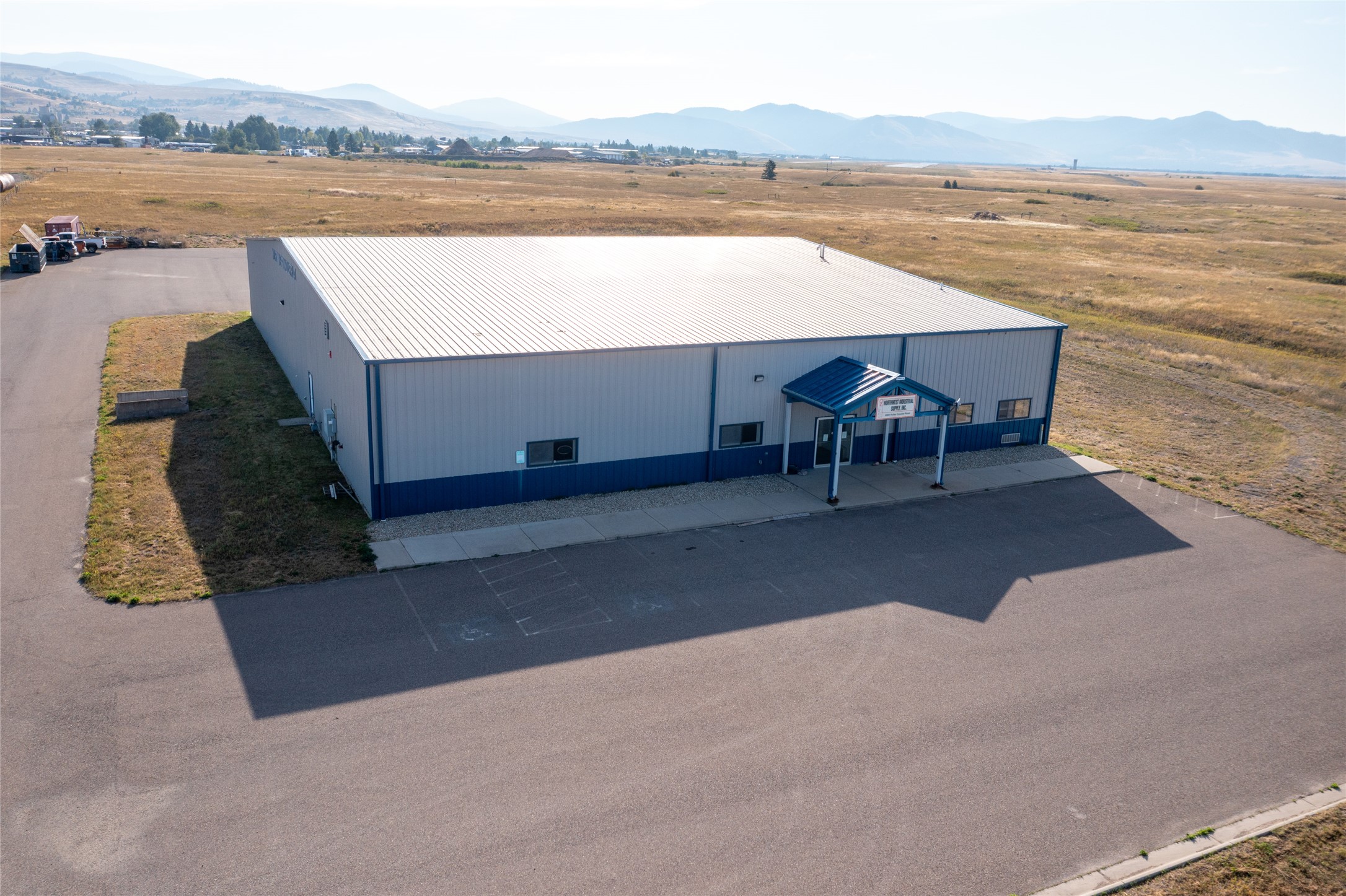 8989 Roller Coaster Road Property Photo 16