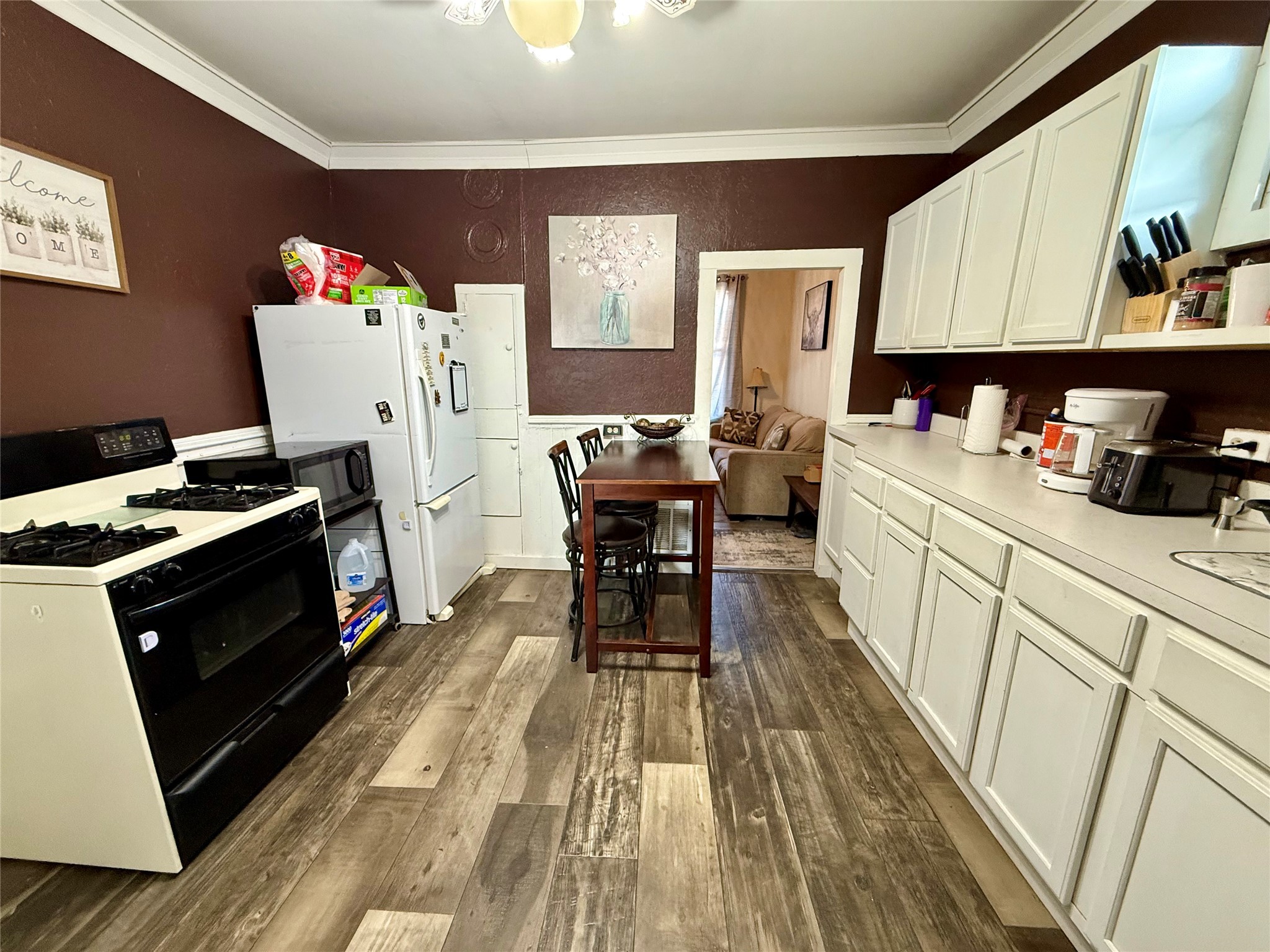 112 Belle Street Property Photo 9