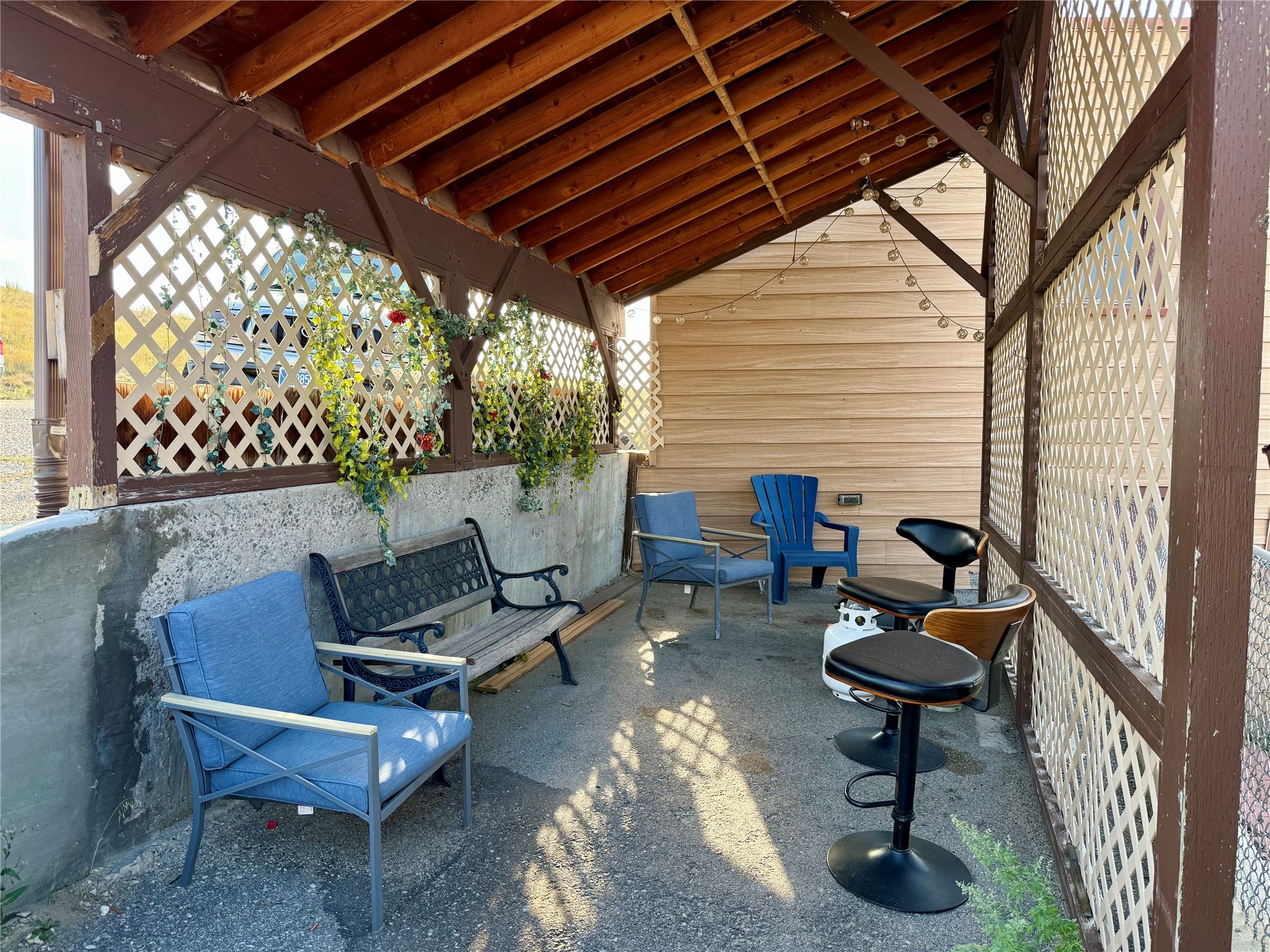 112 Belle Street Property Photo 35