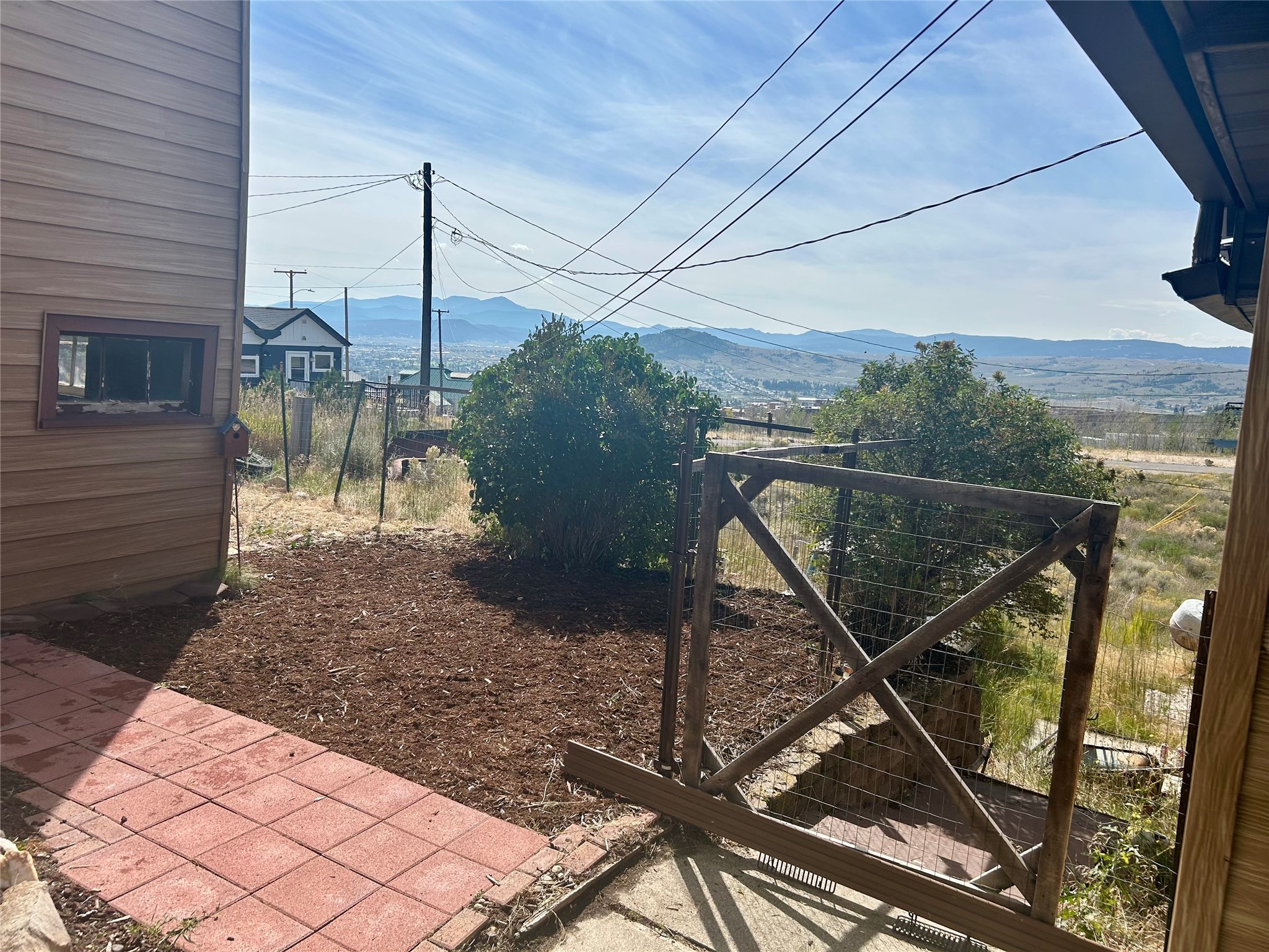 112 Belle Street Property Photo 37