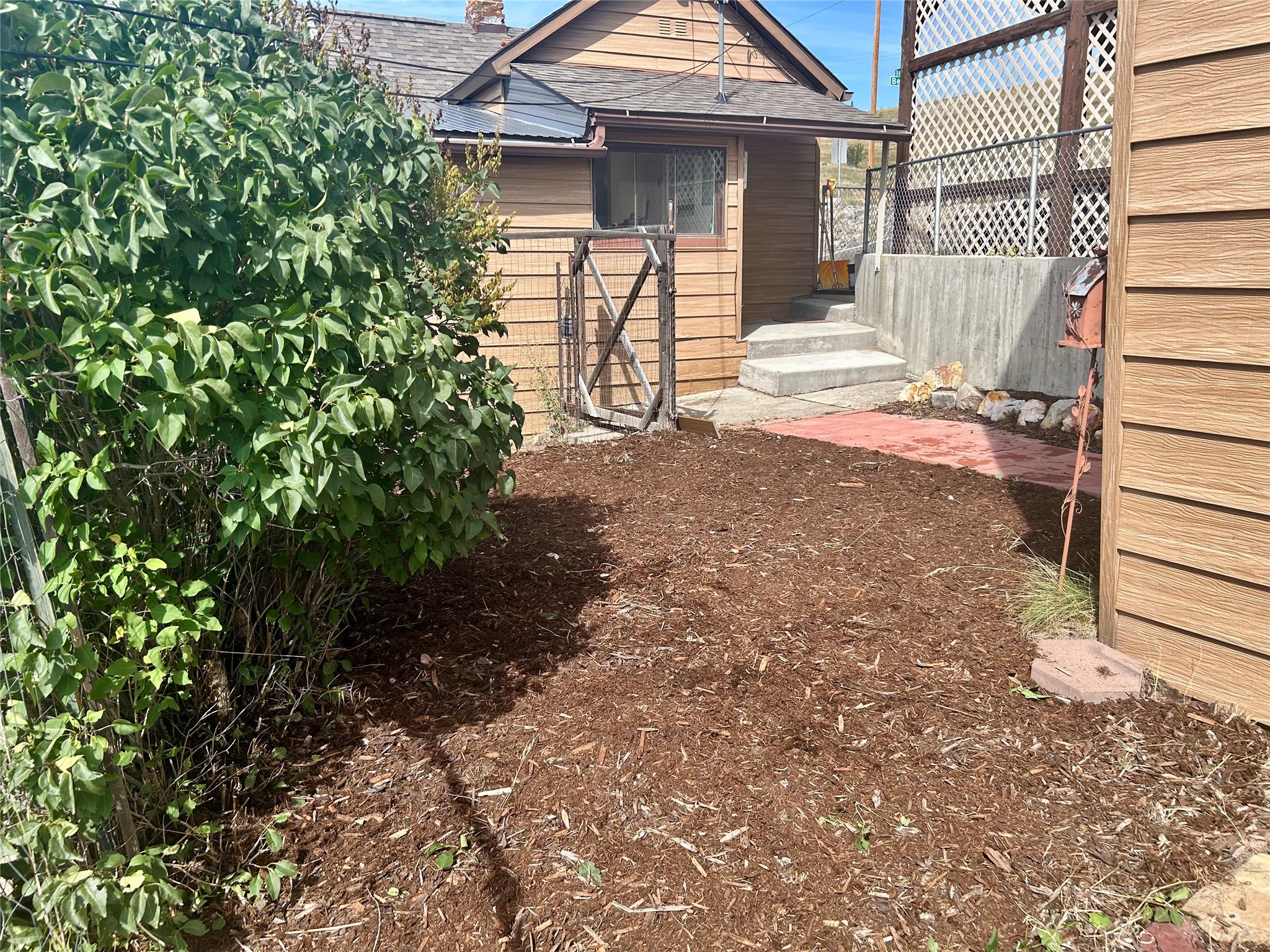 112 Belle Street Property Photo 38