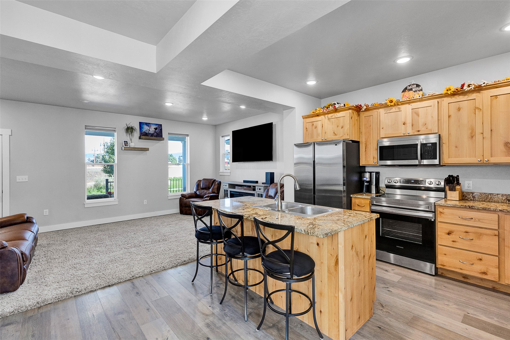 240 Sunset Alley Drive Property Photo 13