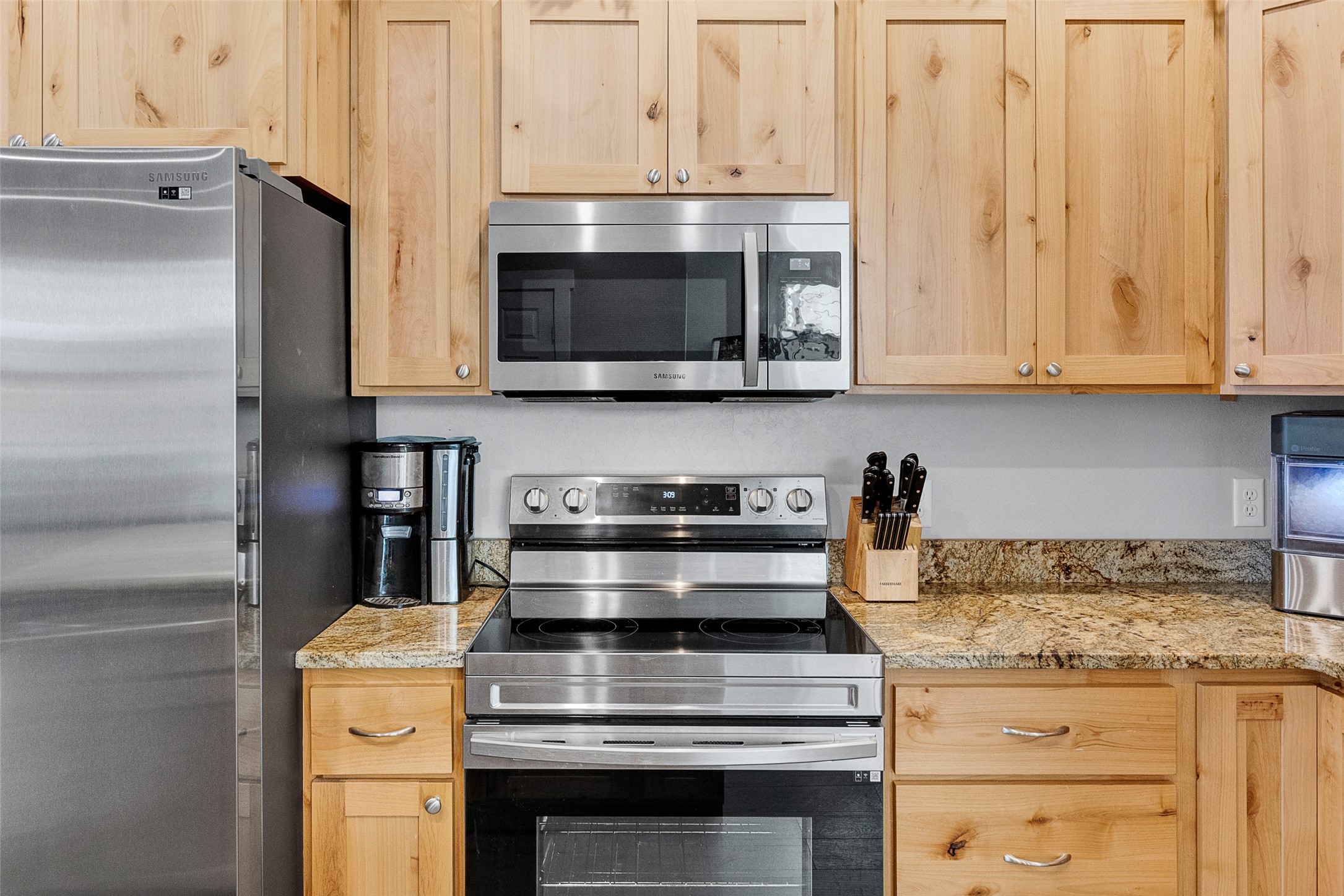 240 Sunset Alley Drive Property Photo 16