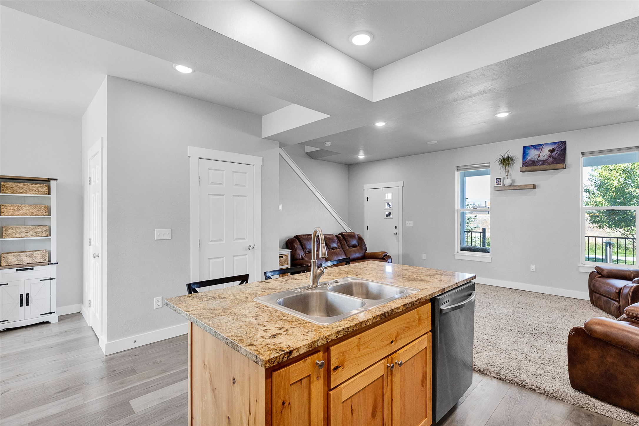 240 Sunset Alley Drive Property Photo 17