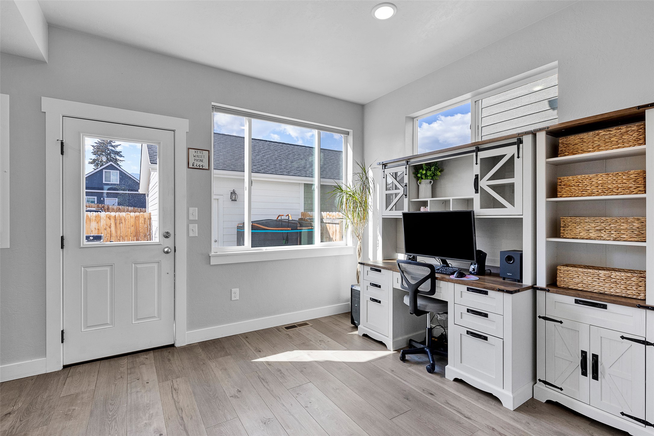 240 Sunset Alley Drive Property Photo 19