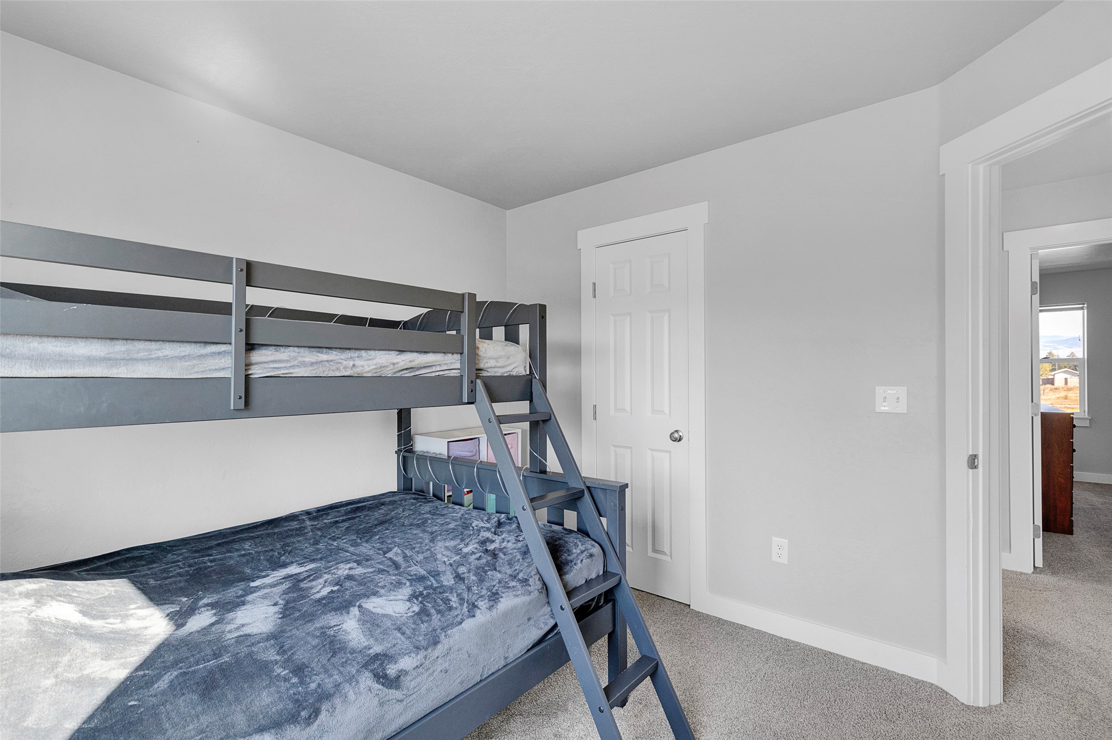 240 Sunset Alley Drive Property Photo 27