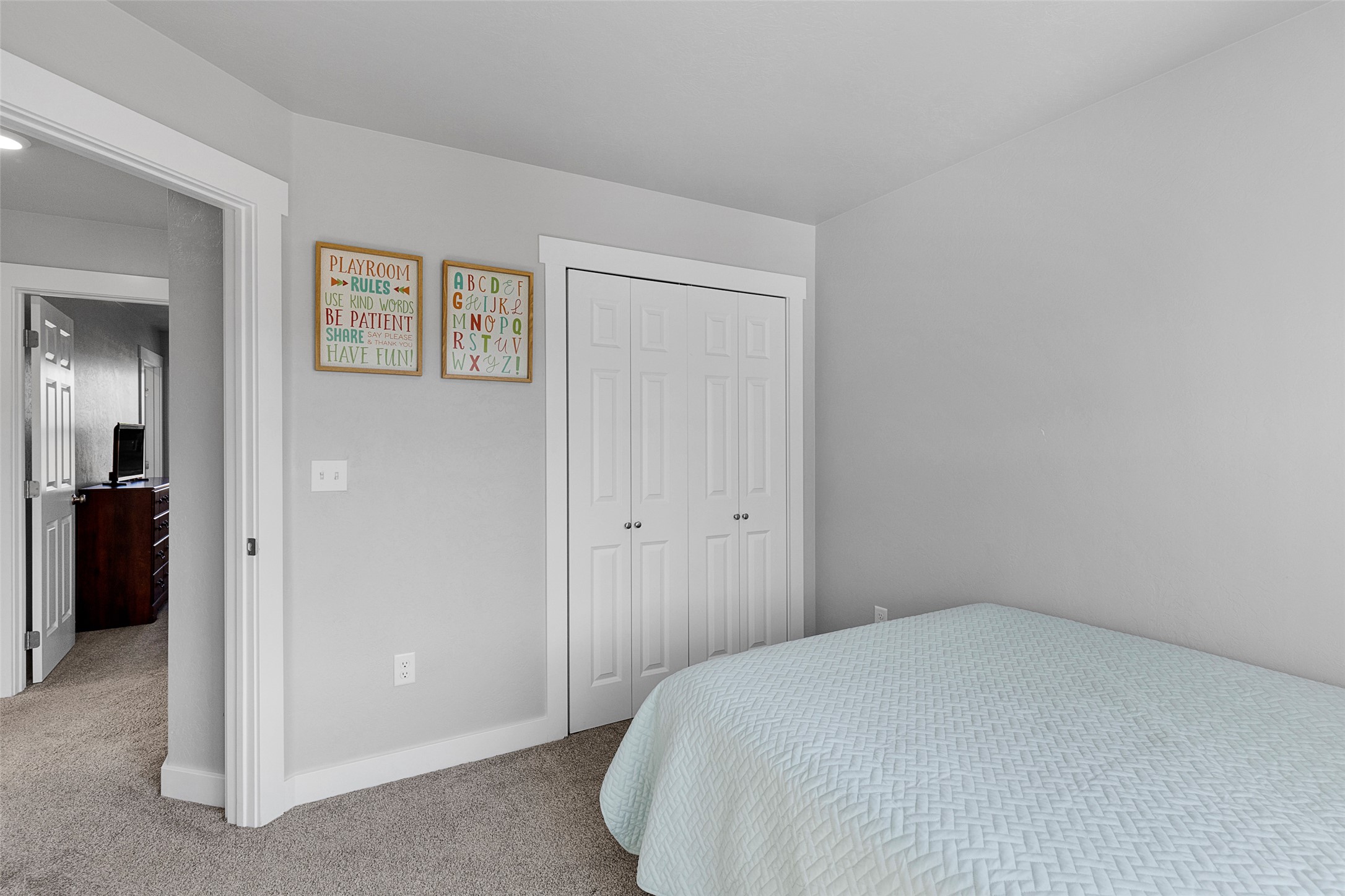 240 Sunset Alley Drive Property Photo 30