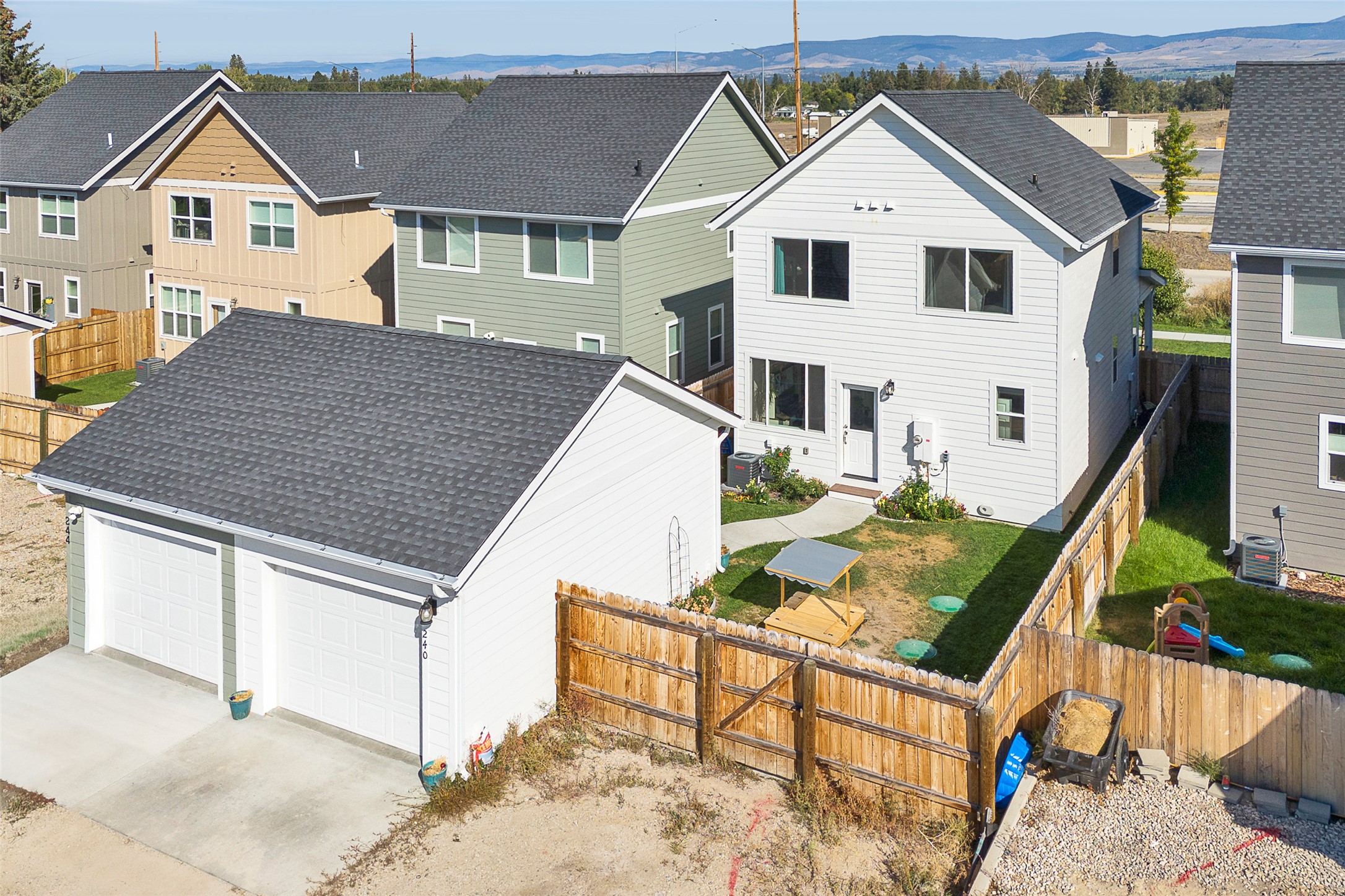 240 Sunset Alley Drive Property Photo 37