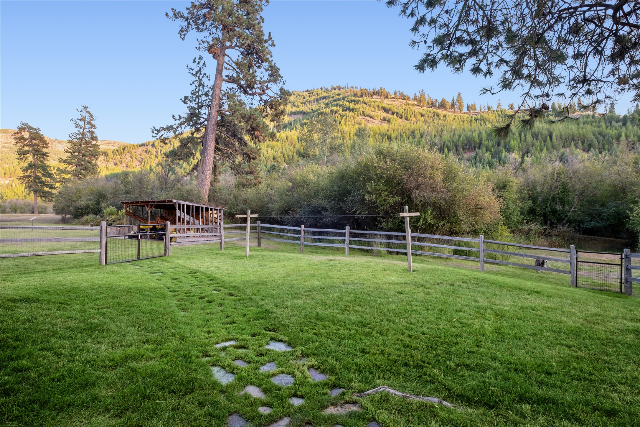 62564 Us Highway 2 Property Photo 34