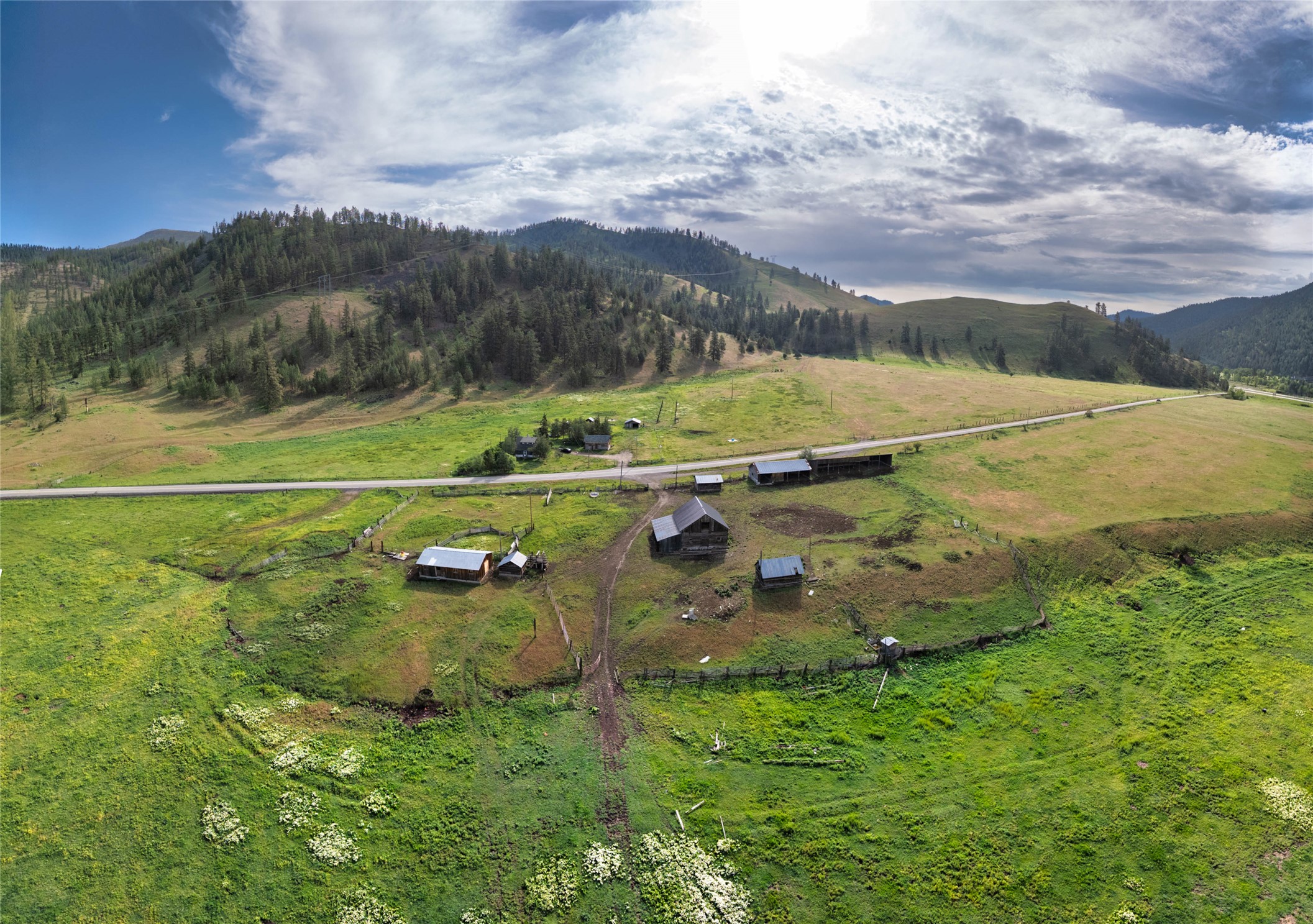 31022 Beavertail Road Property Photo 6